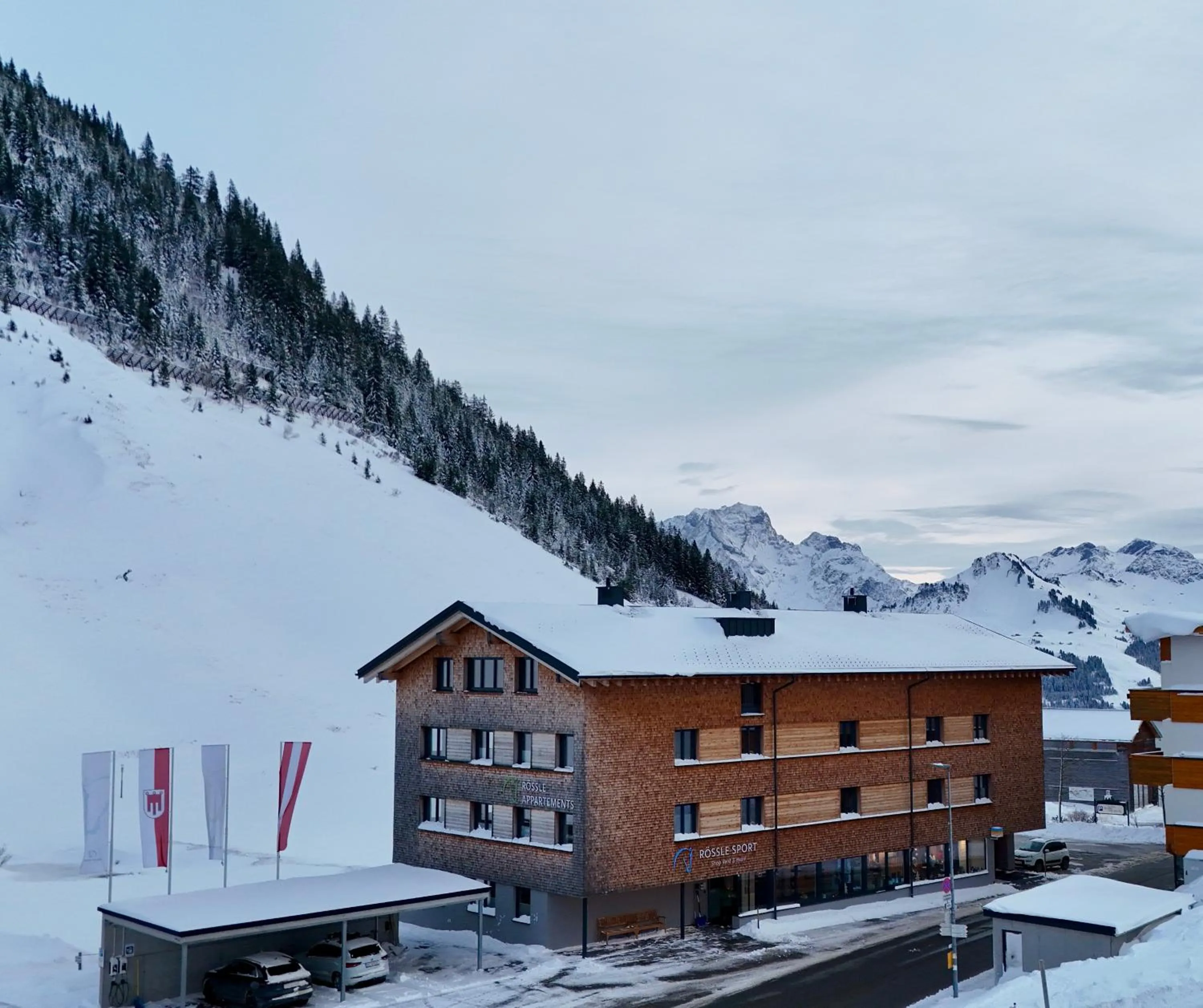 Property building in Rössle Appartements und Sport Rössle Skiverleih & Sportgeschäft