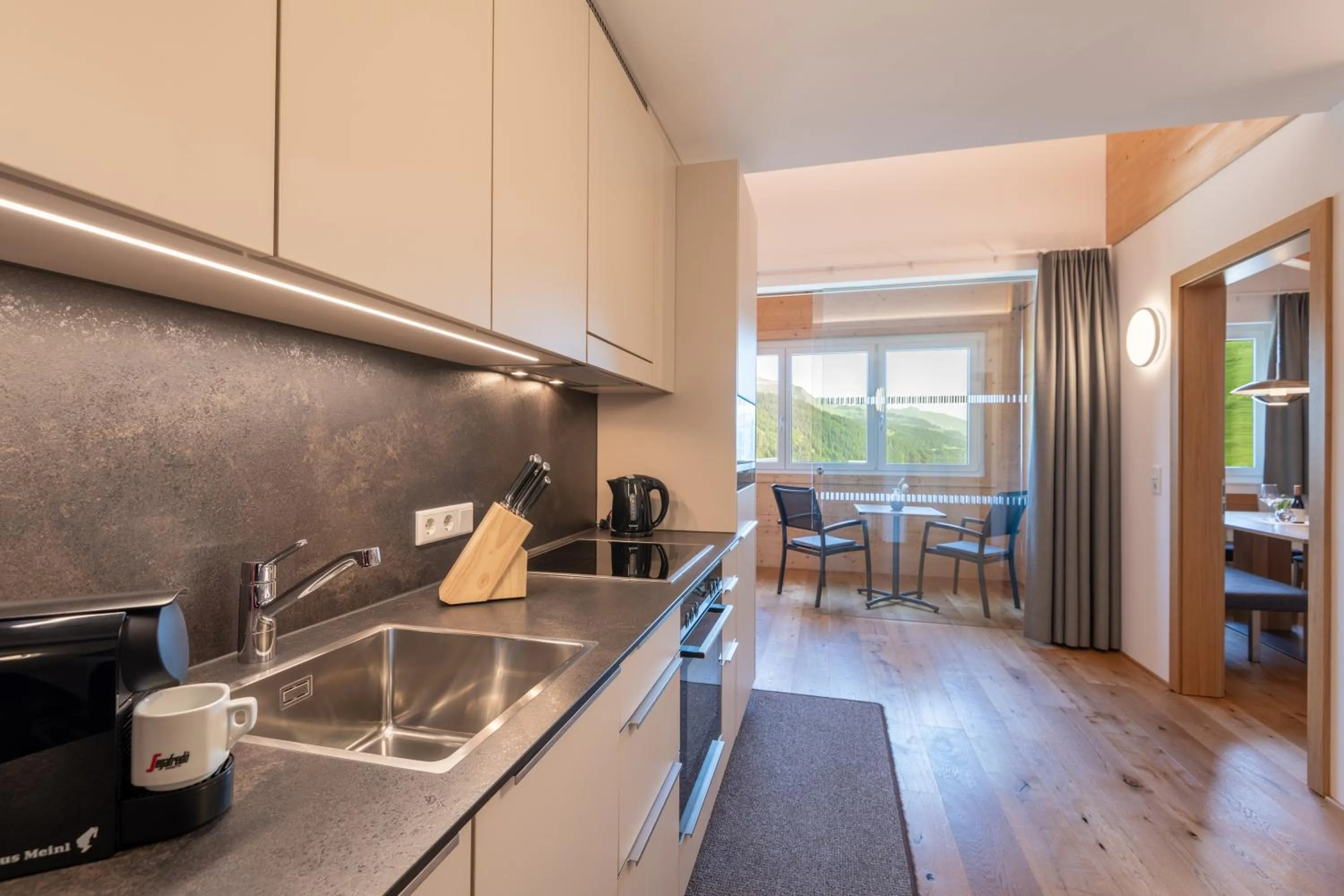 Kitchen or kitchenette in Rössle Appartements und Sport Rössle Skiverleih & Sportgeschäft