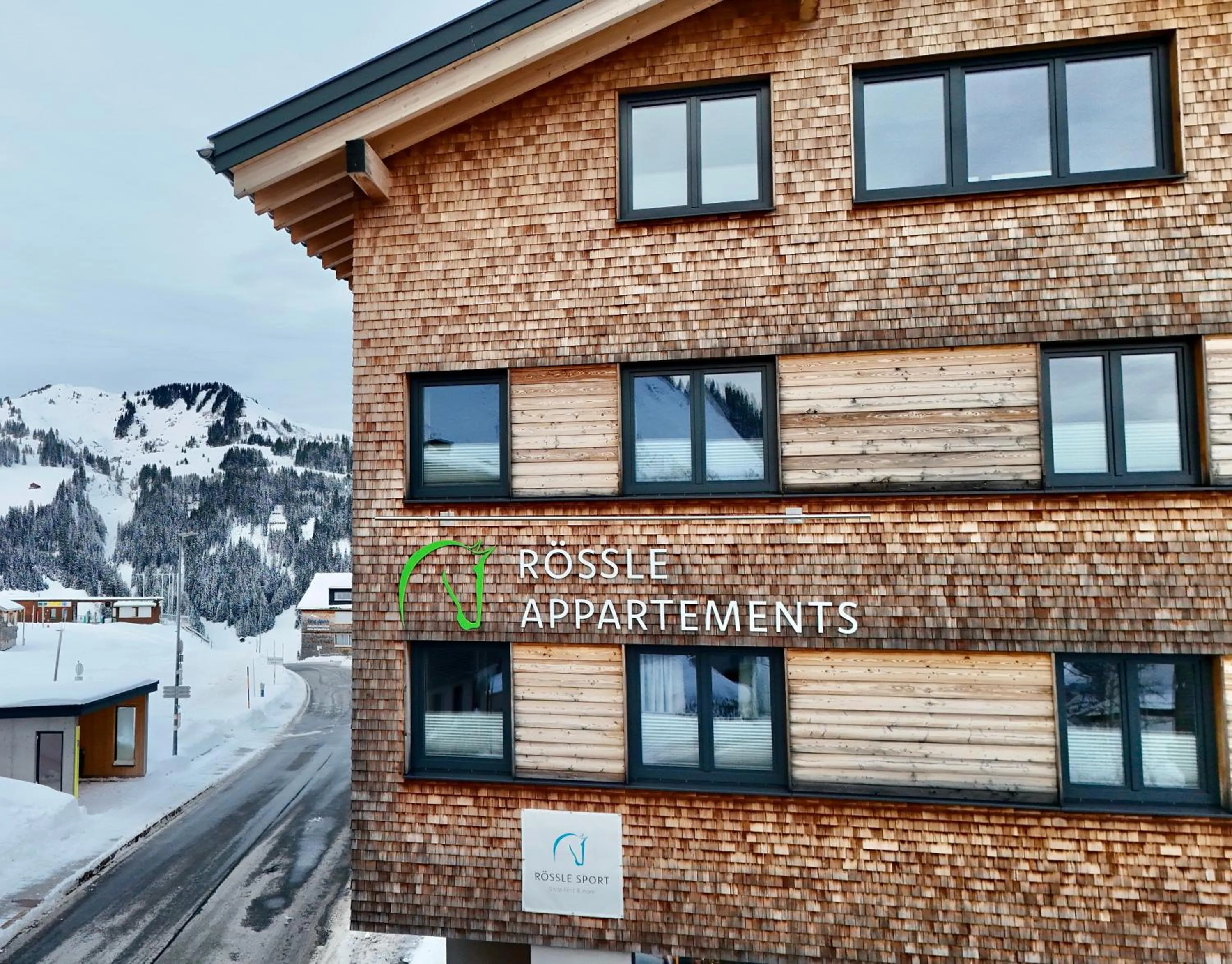 Rössle Appartements und Sport Rössle Skiverleih & Sportgeschäft