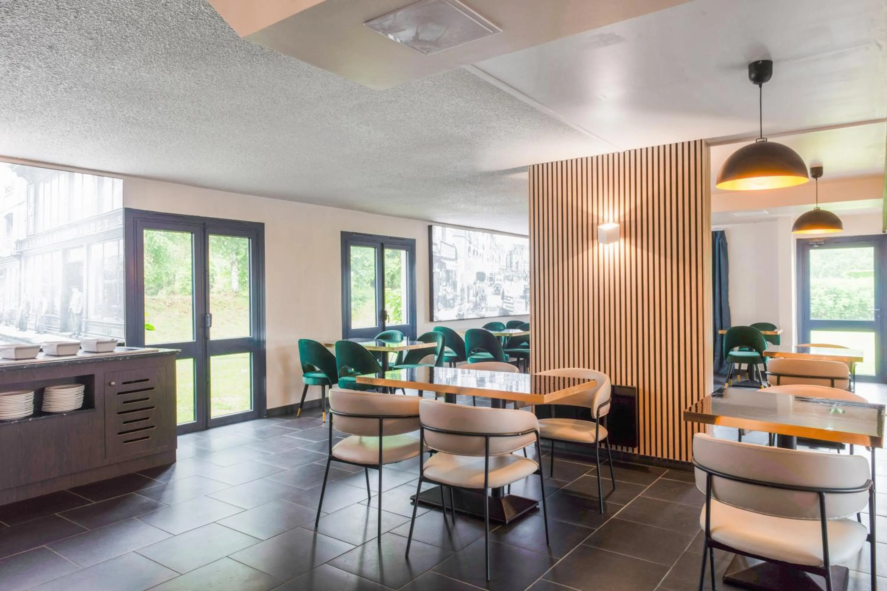 Restaurant/places to eat in Hôtel Kyriad Dieppe