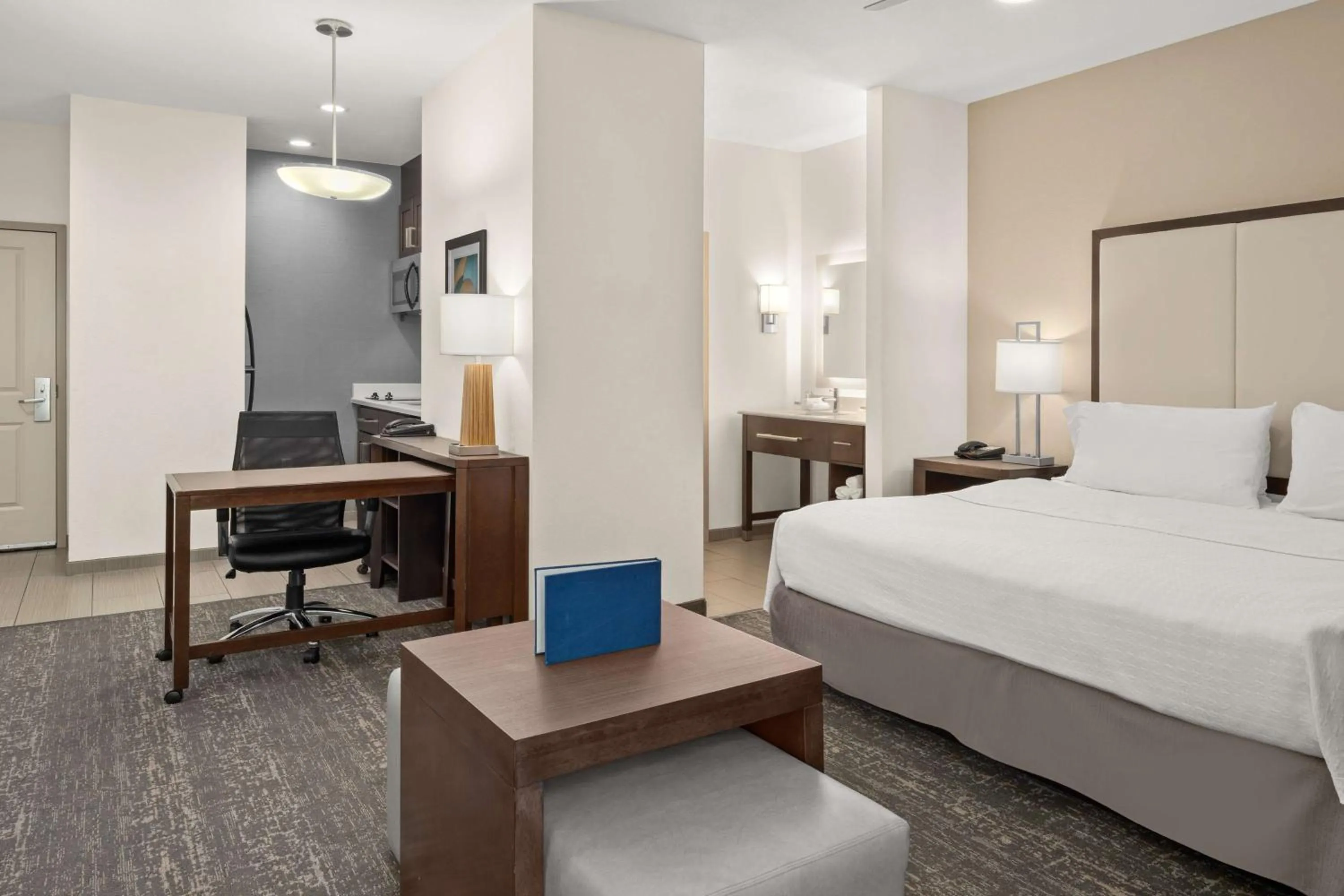 Bedroom, Bed in Homewood Suites By Hilton San Marcos