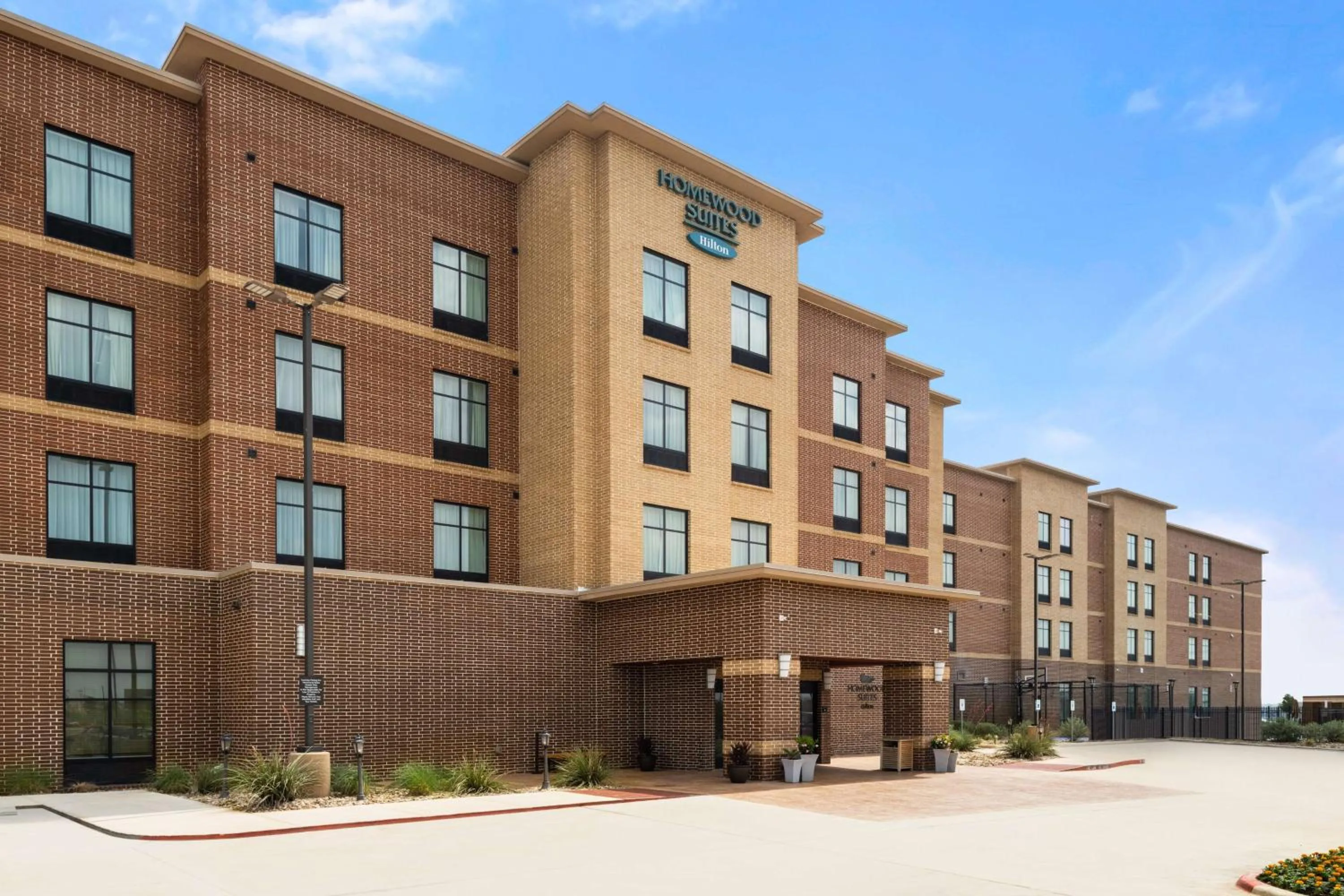 Property building in Homewood Suites By Hilton San Marcos