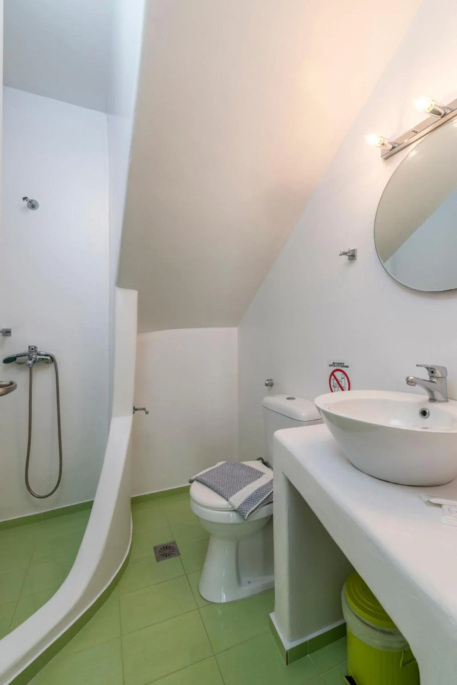 Bathroom in Artemoula's Studios