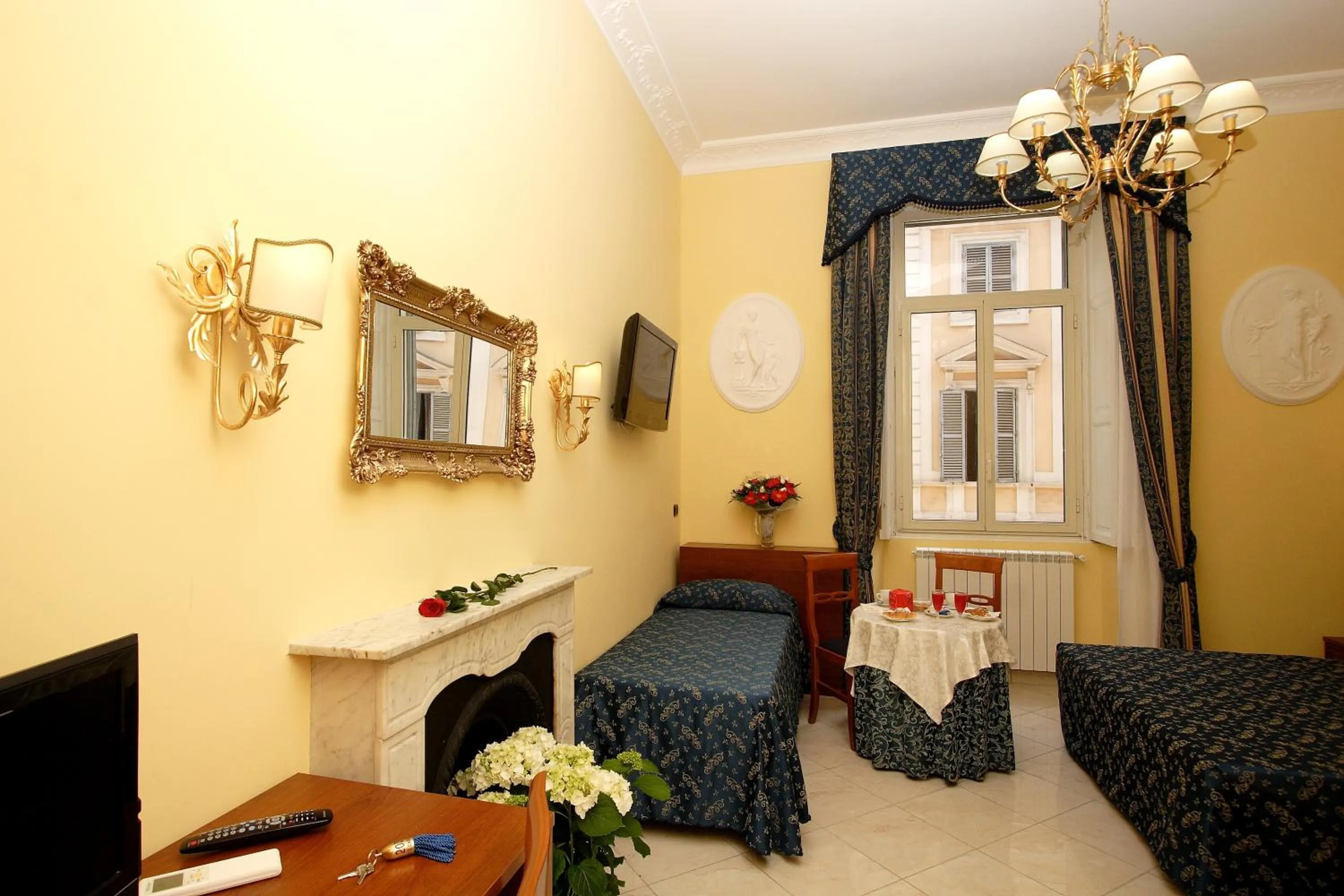 Bed in Caroline Suite