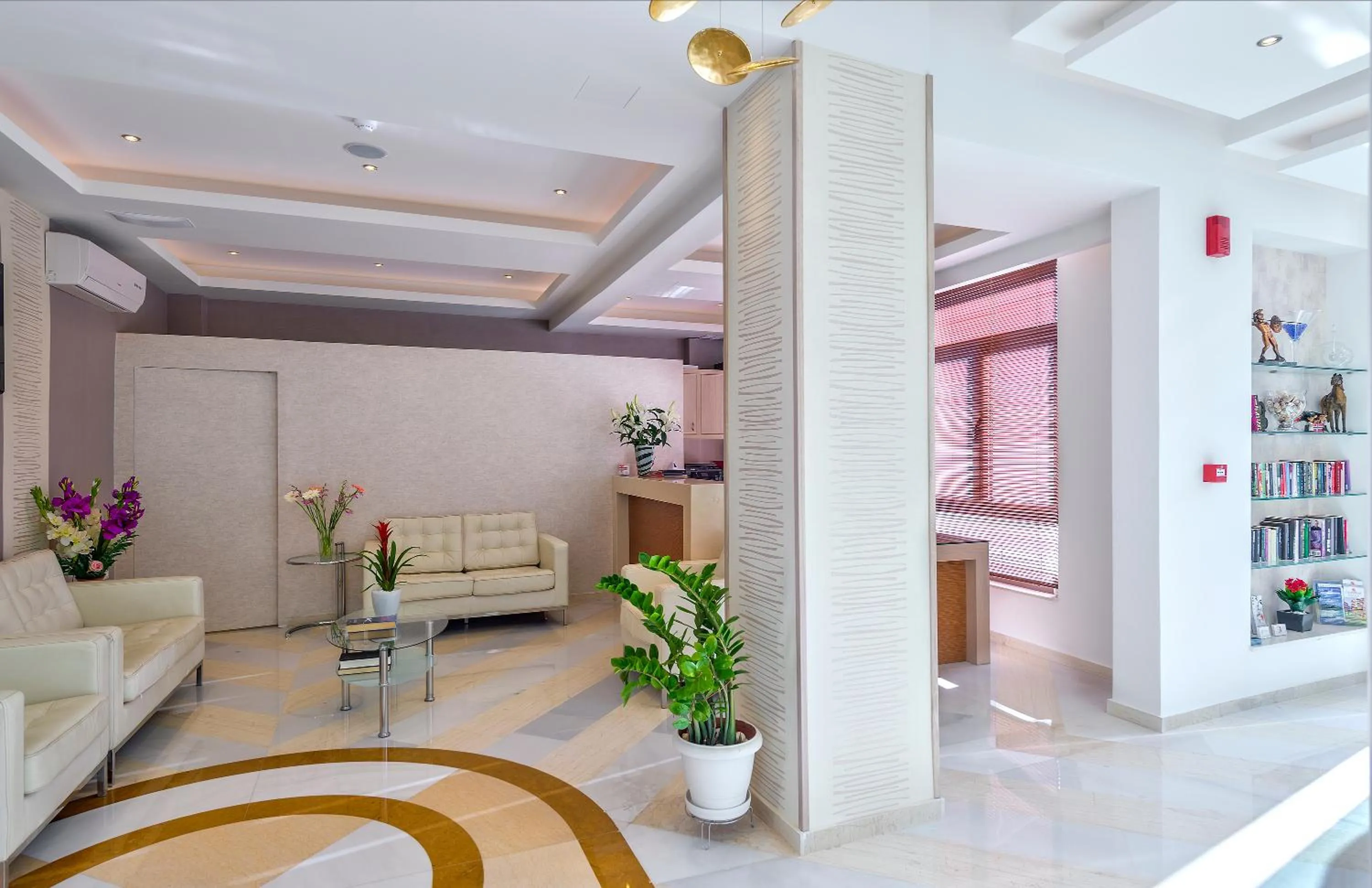 Lobby or reception in Leonidas Hotel & Apartments