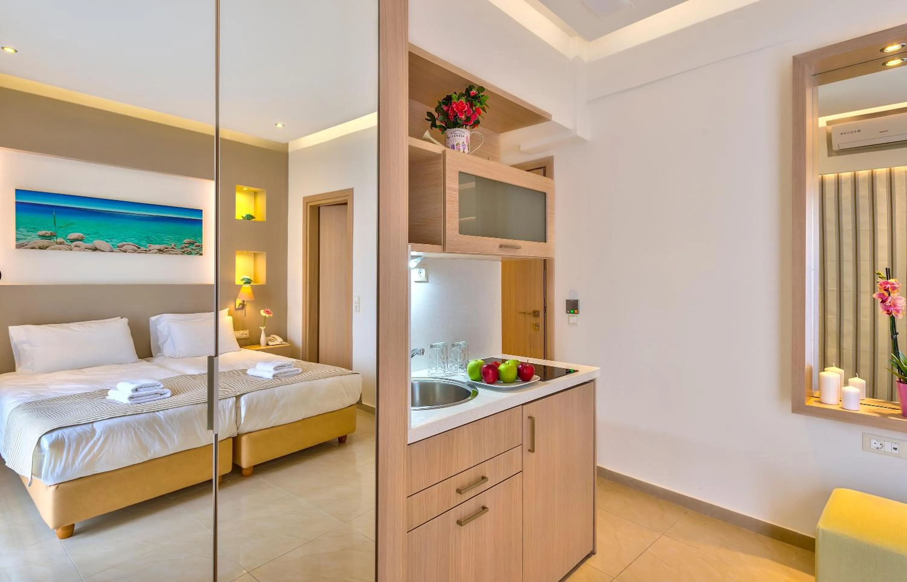 Kitchen or kitchenette, Bed in Leonidas Hotel & Apartments