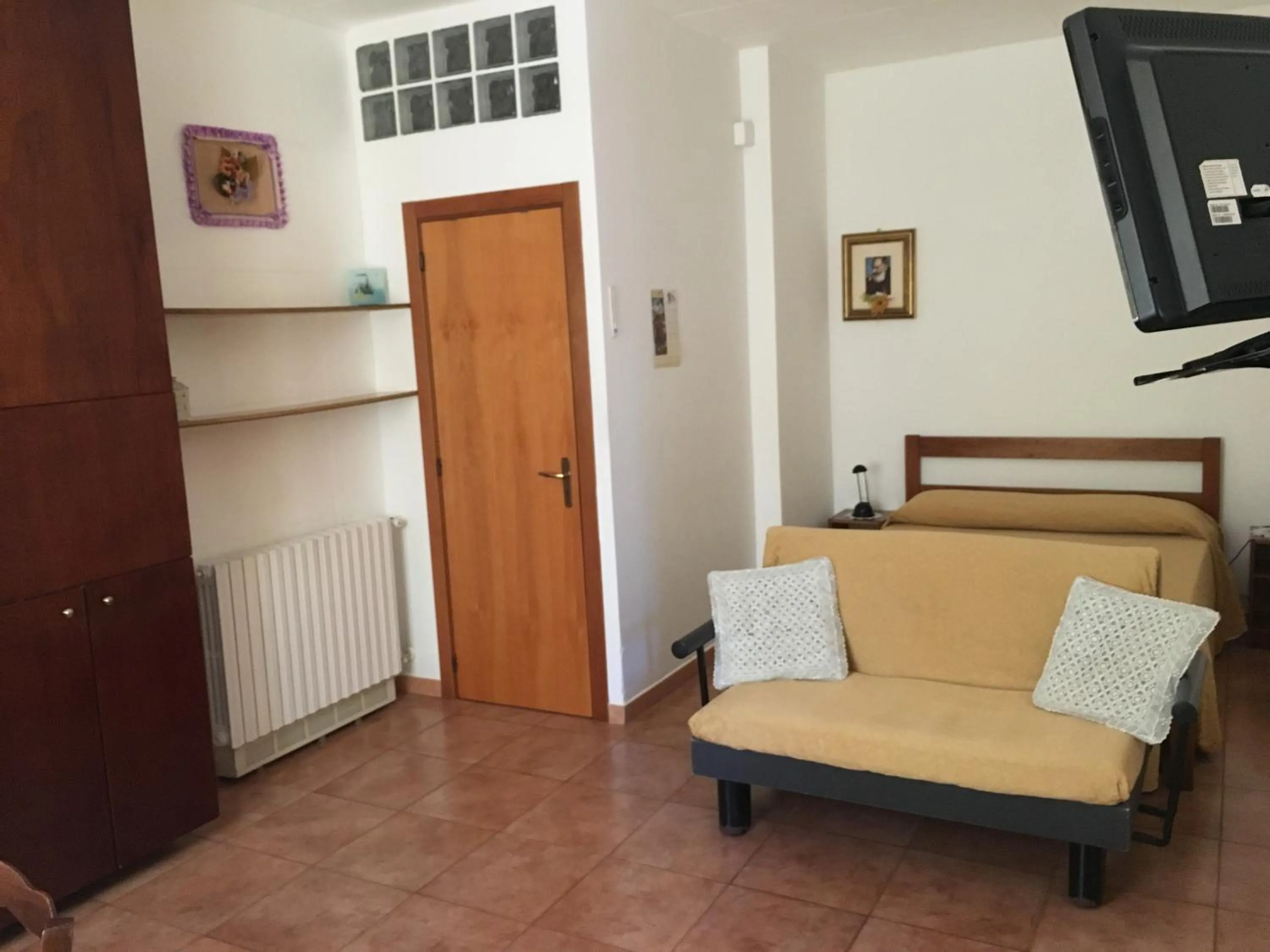 Photo of the whole room in B&B Leggieri Villa Siria