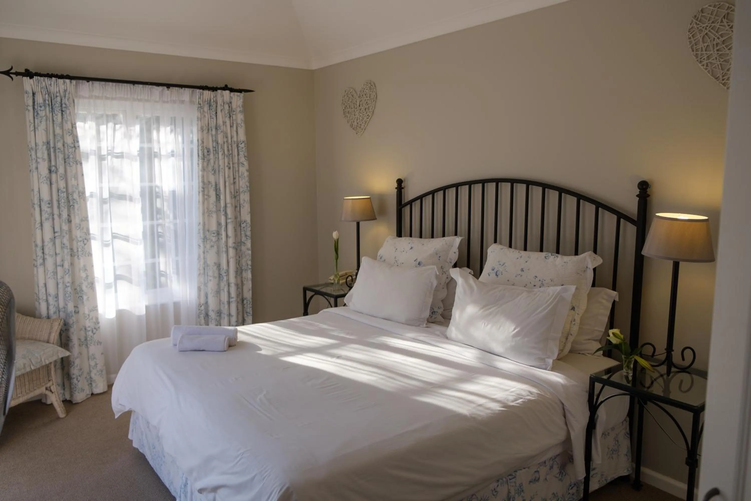 Bed in Constantia White Lodge Guest House