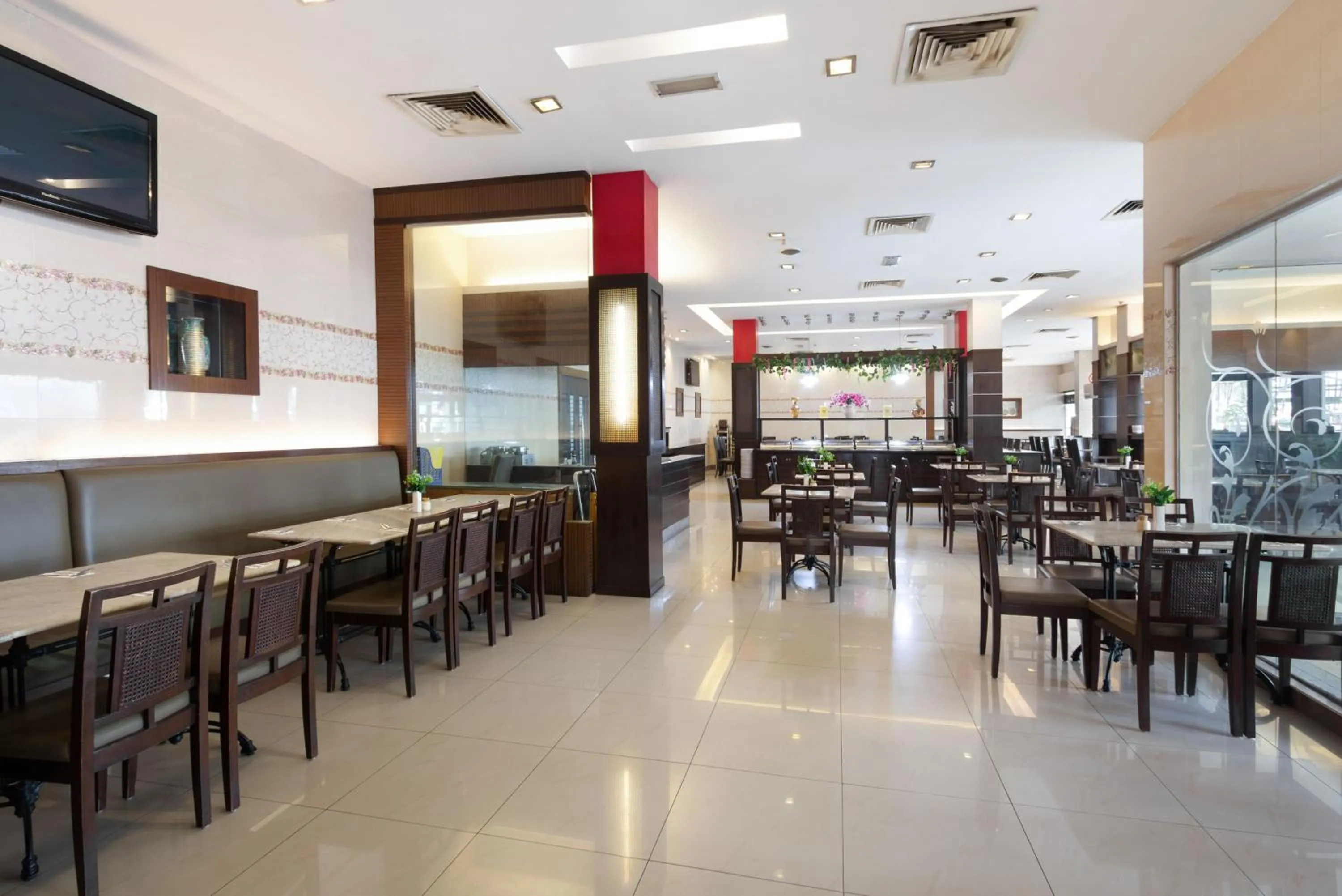 Restaurant/places to eat in Kings Hotel Melaka