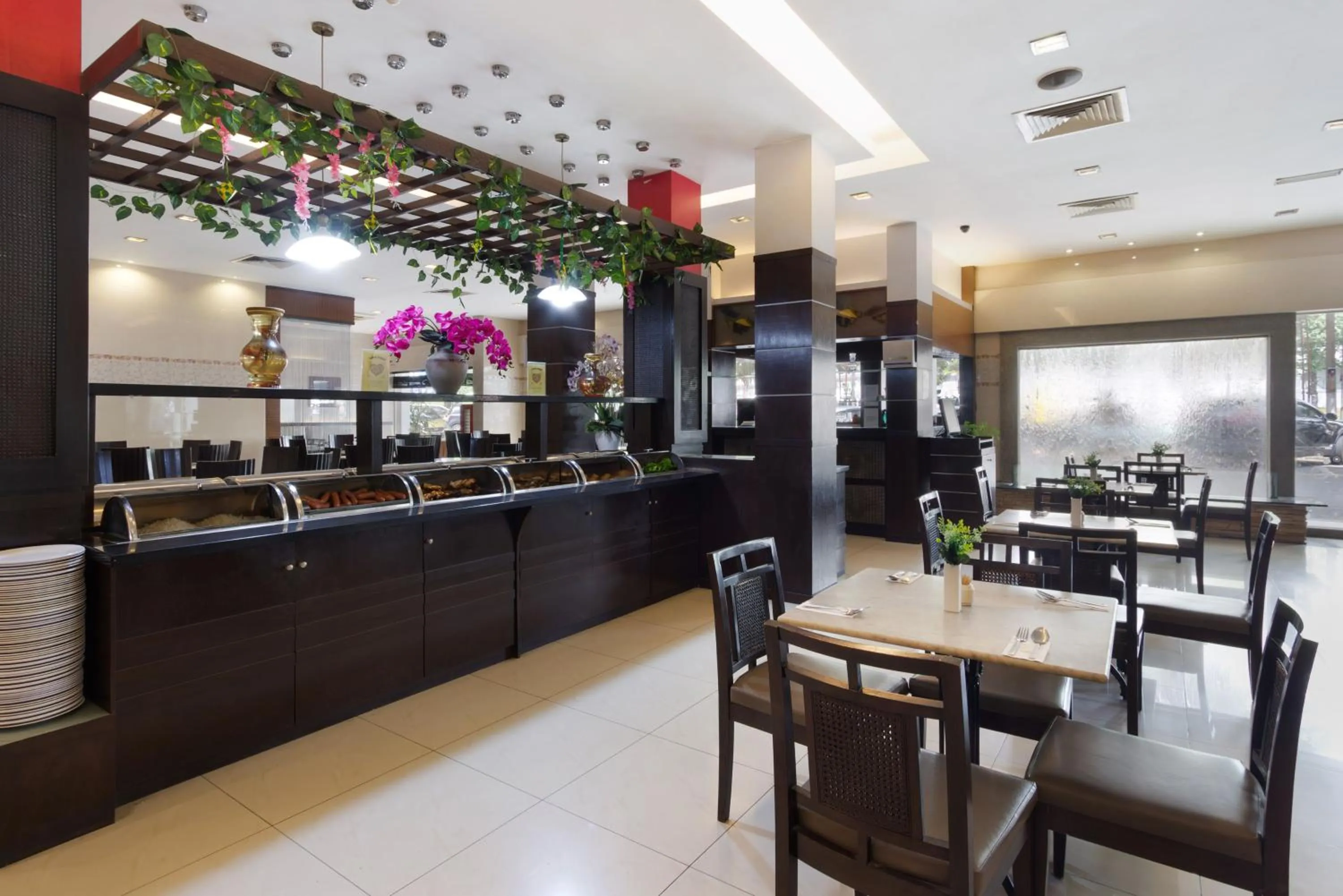 Restaurant/places to eat in Kings Hotel Melaka