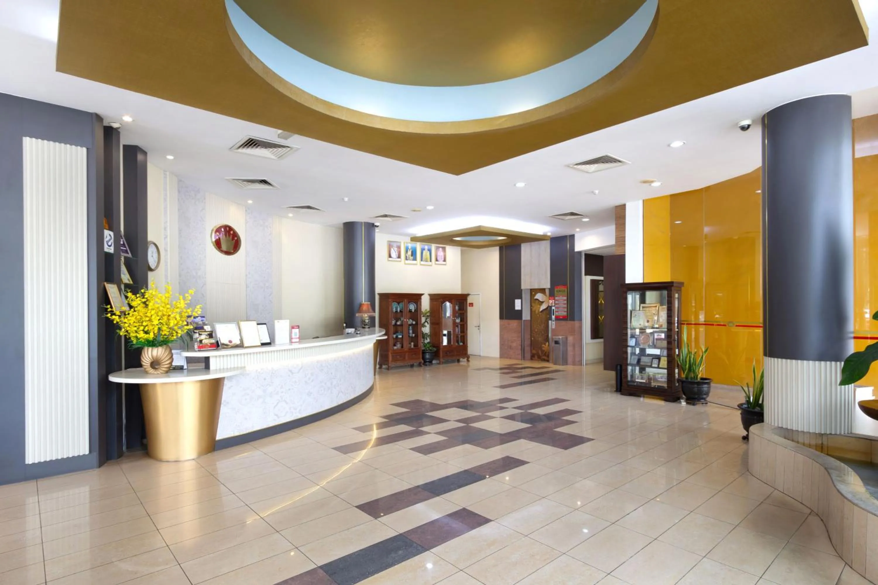 Lobby or reception in Kings Hotel Melaka