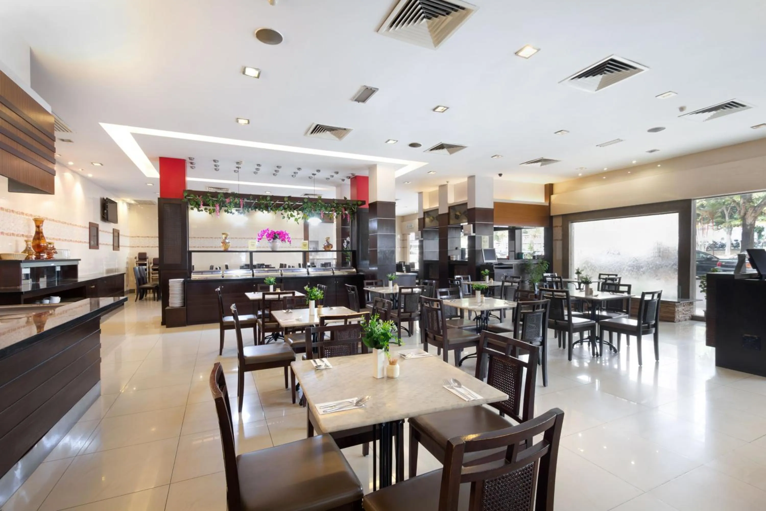 Restaurant/places to eat in Kings Hotel Melaka