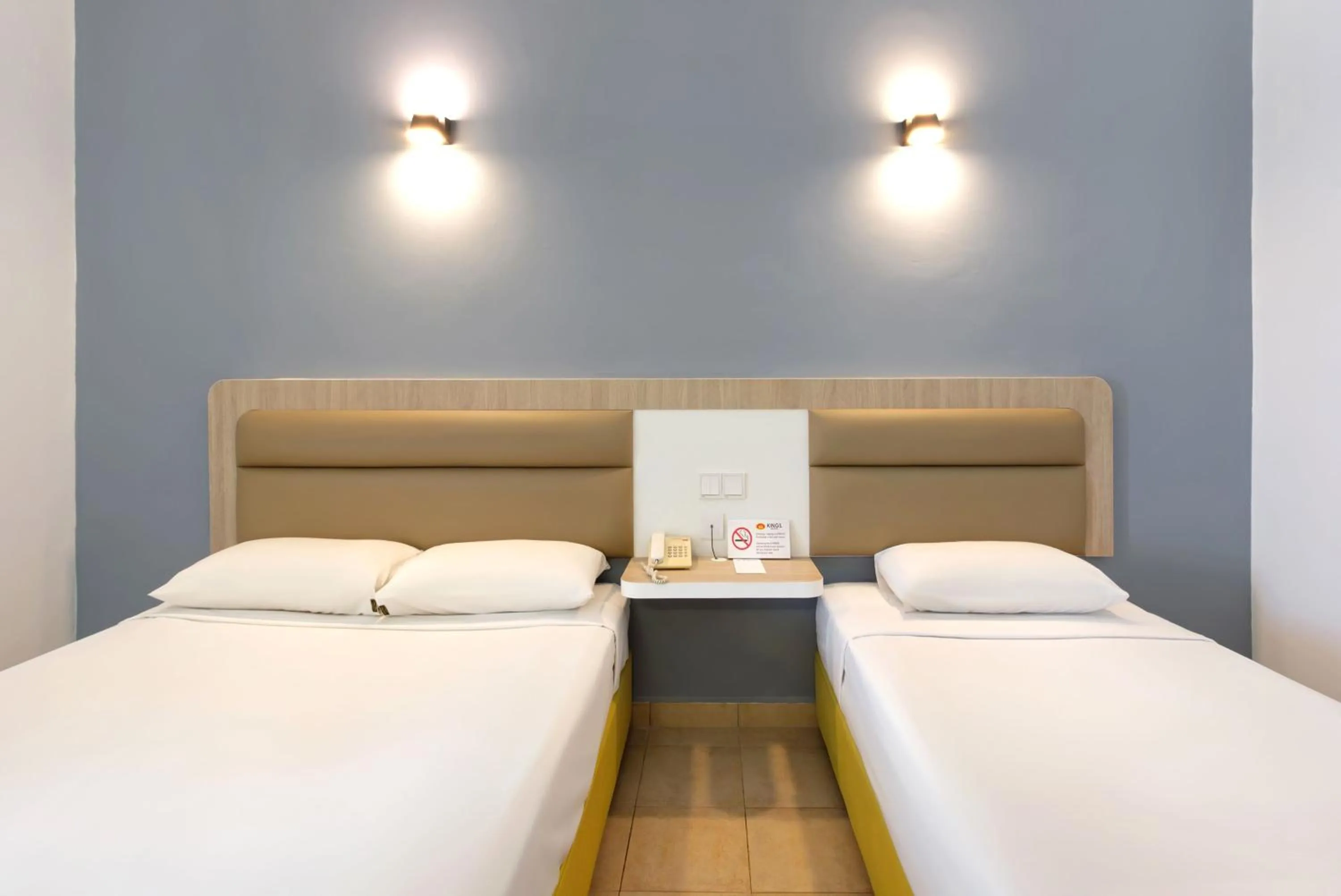 Bed in Kings Hotel Melaka