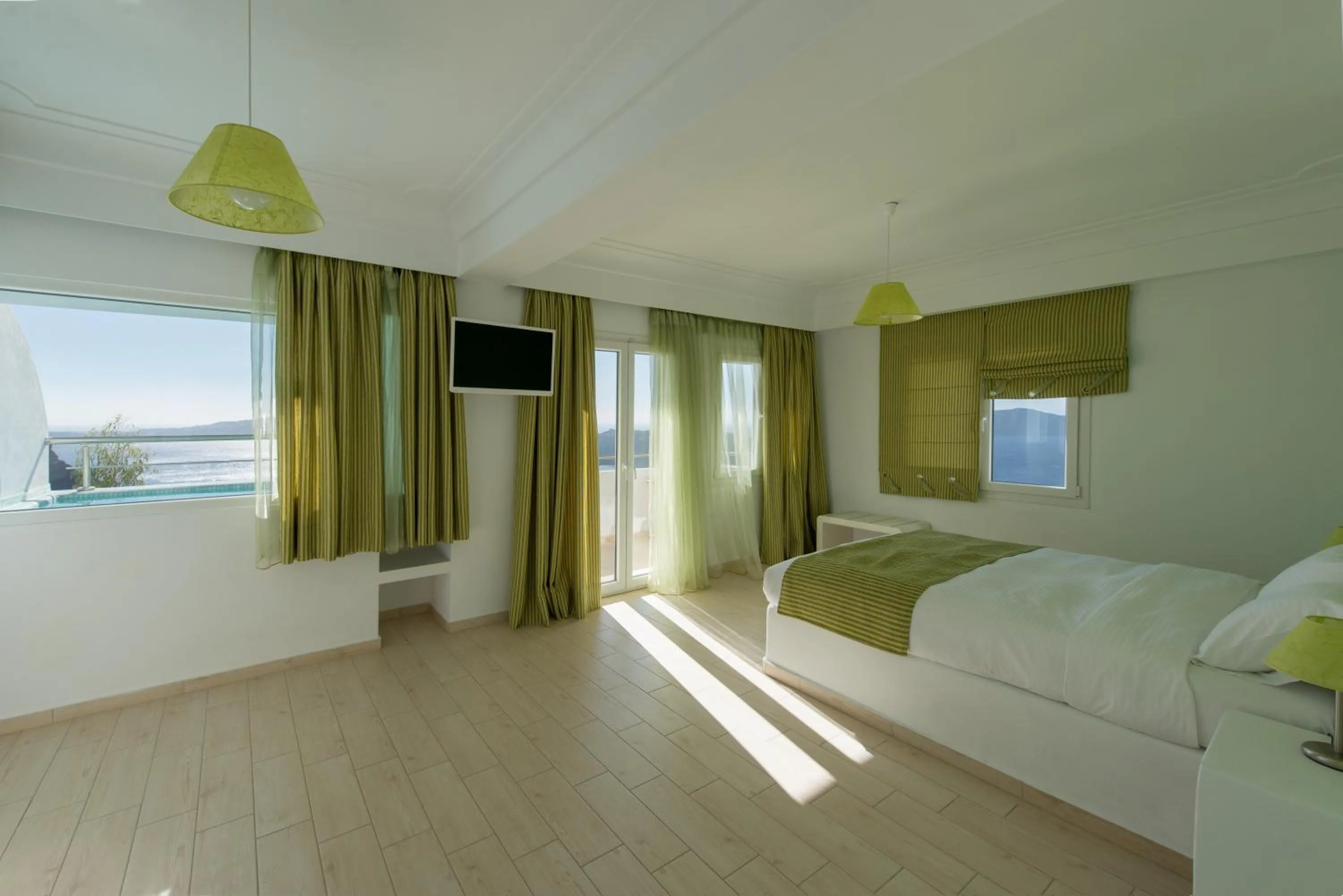 Bed in Tzekos Villas