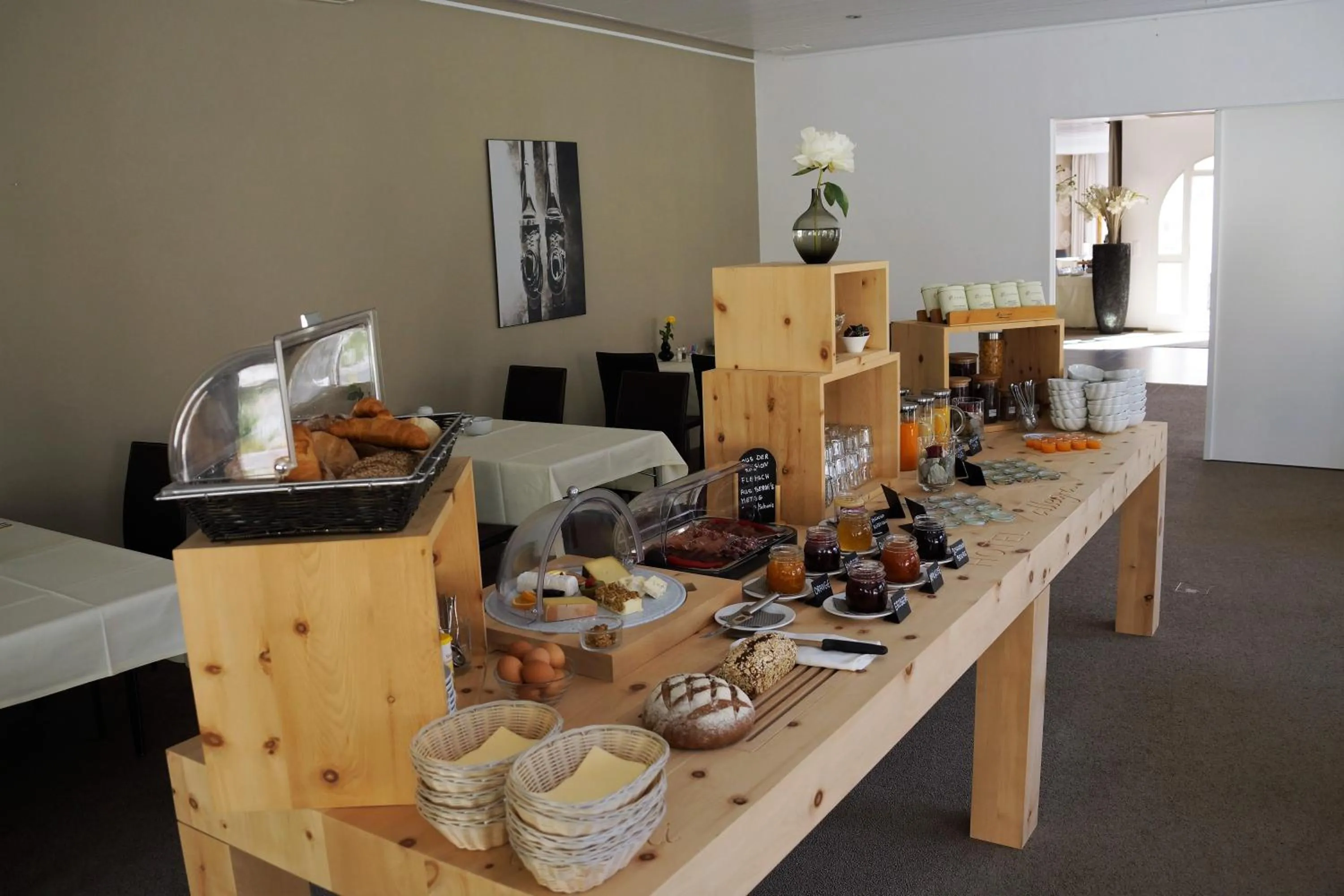 Breakfast in Hotel Allegra