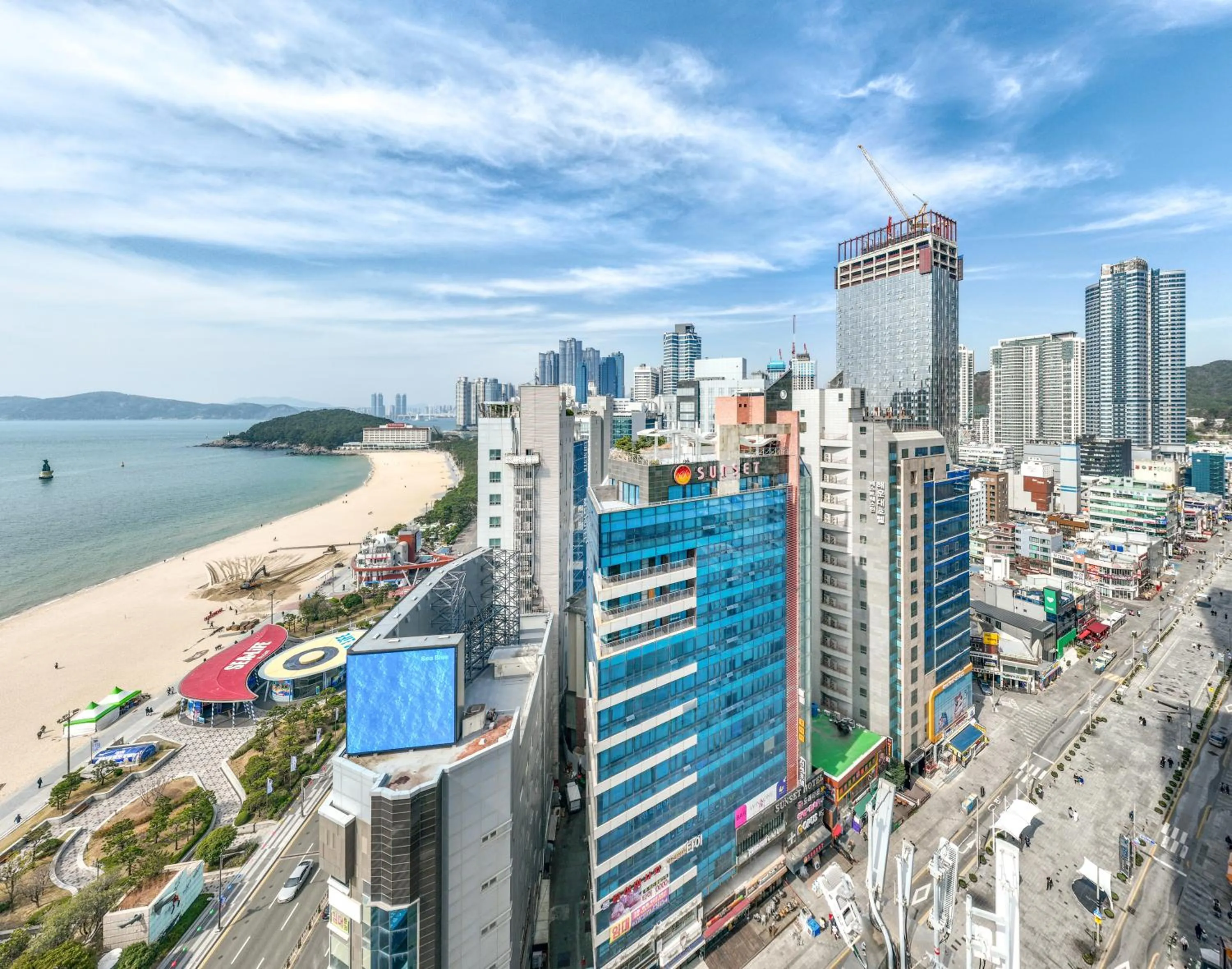 Property building in Sunset Hotel