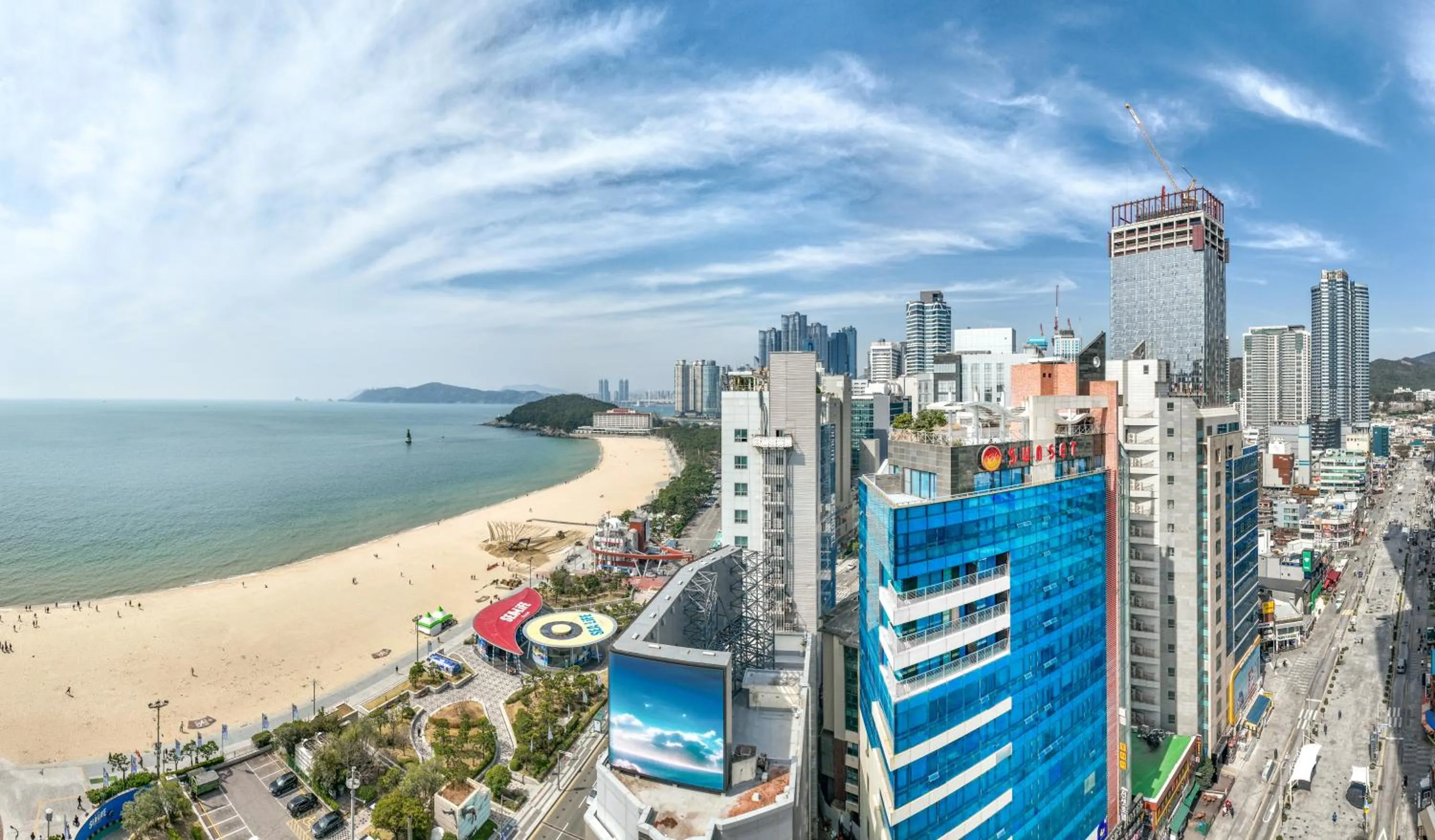 Property building in Sunset Hotel