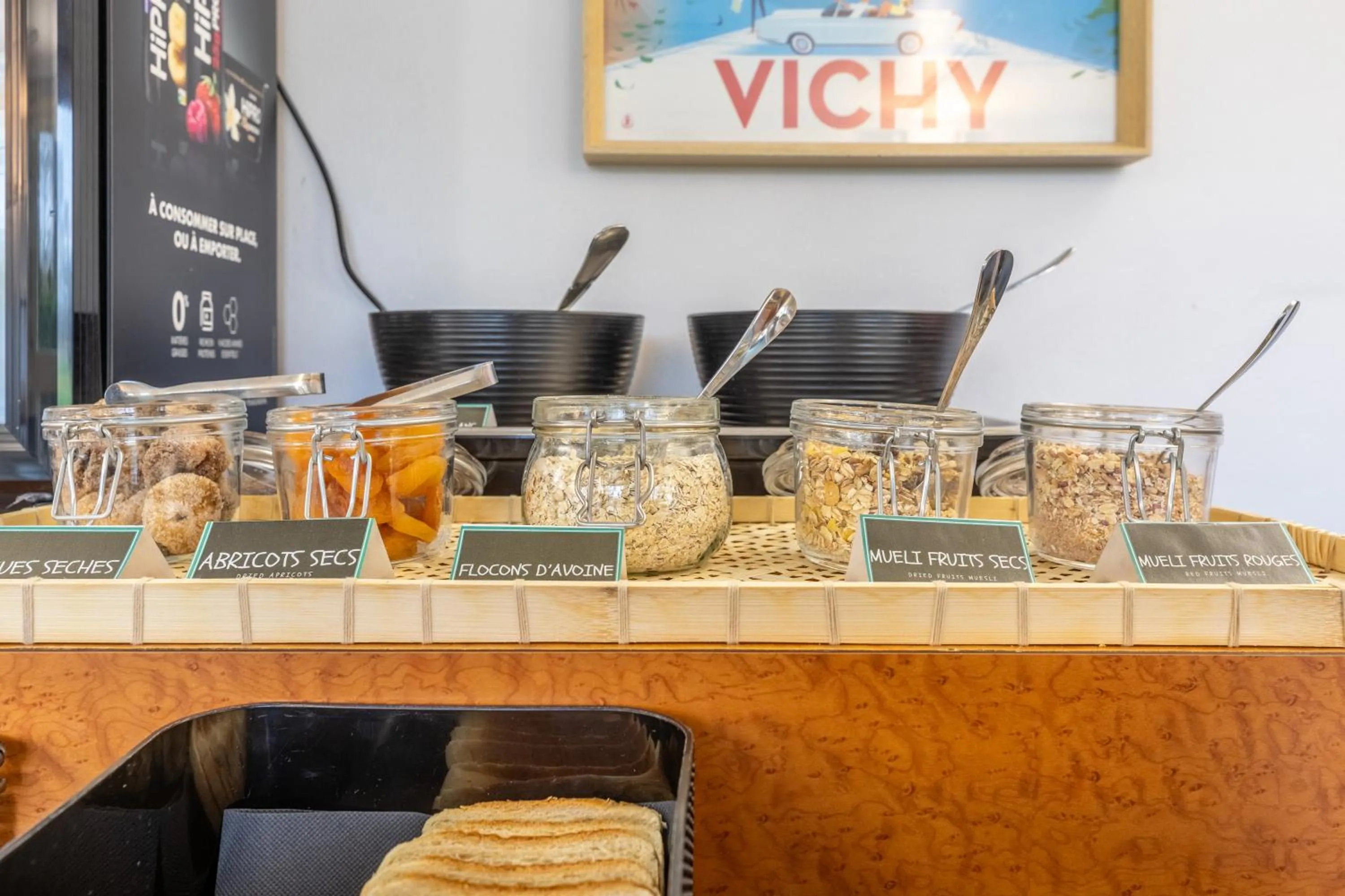 Breakfast in Brit Hotel Le Parc Vichy