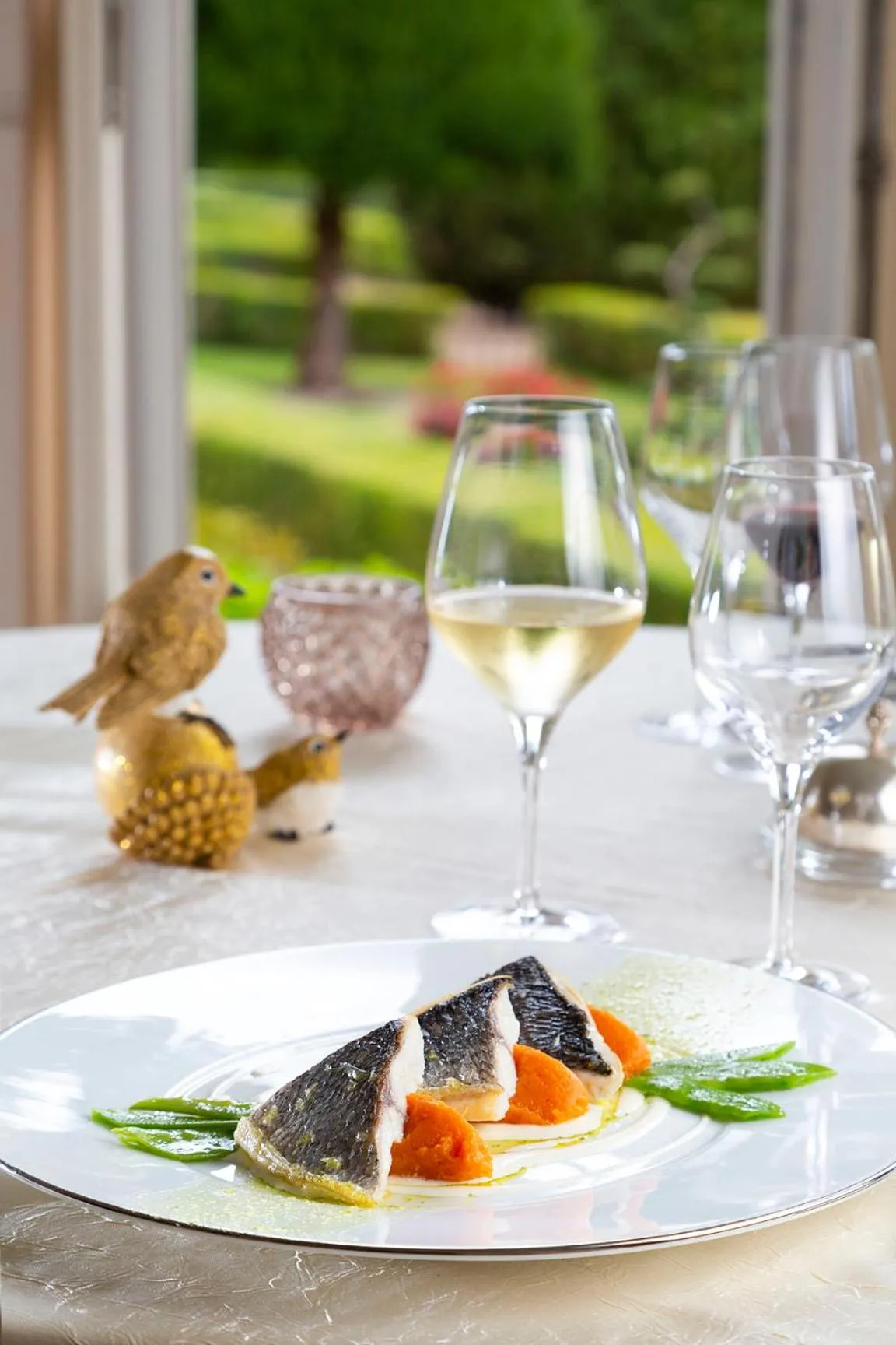 Property building in Chateau De Rochecotte