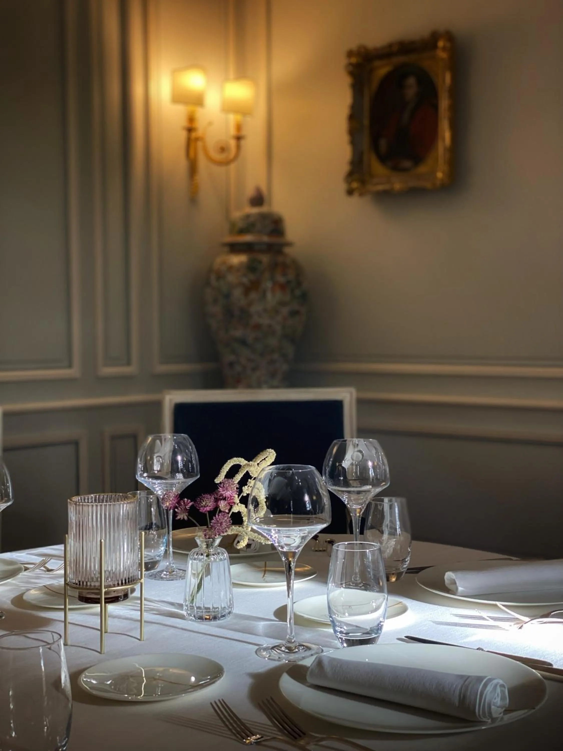 Restaurant/places to eat in Chateau De Rochecotte