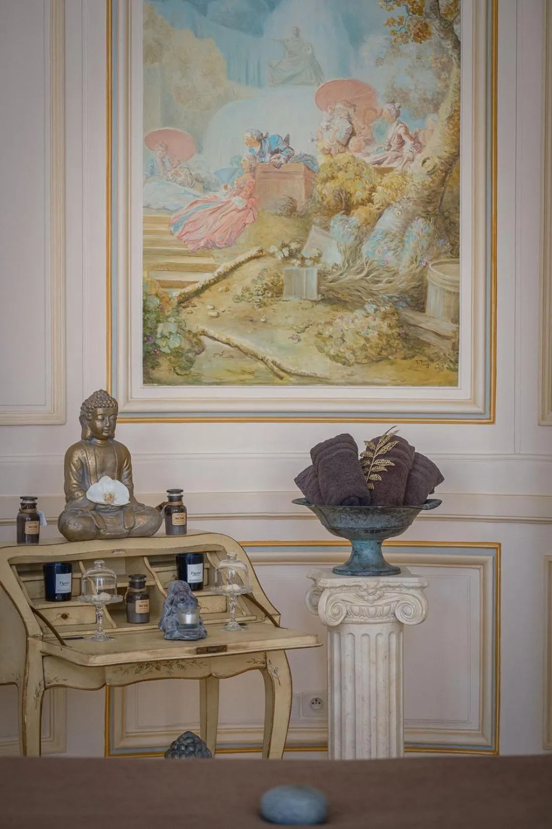 Massage in Chateau De Rochecotte