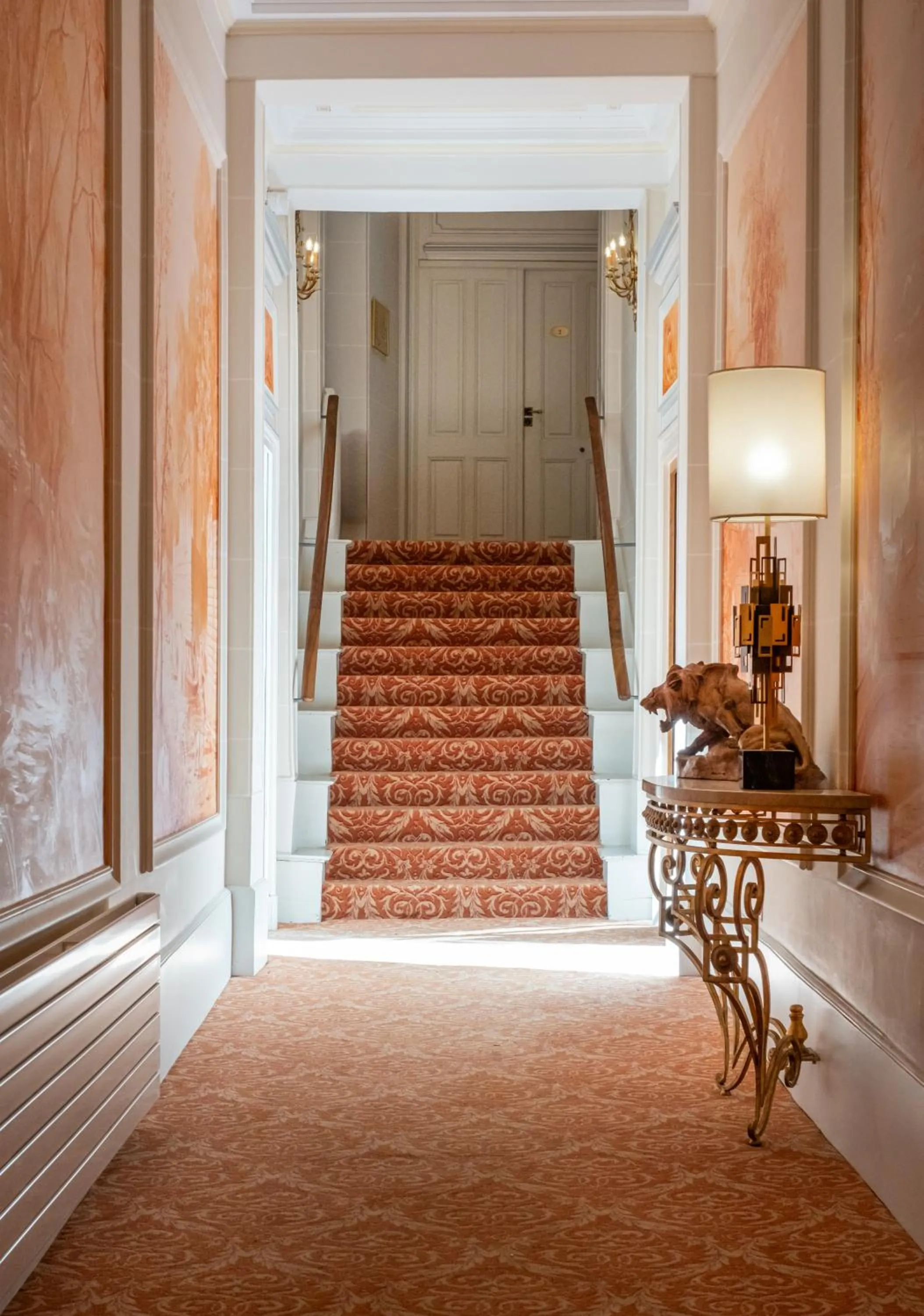 Property building in Chateau De Rochecotte