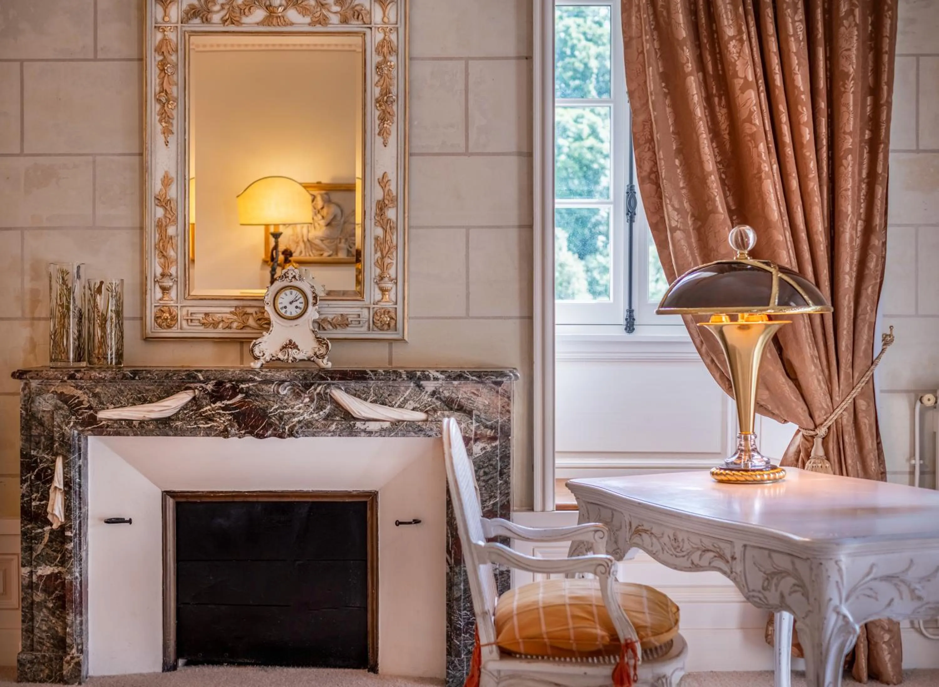 Decorative detail in Chateau De Rochecotte