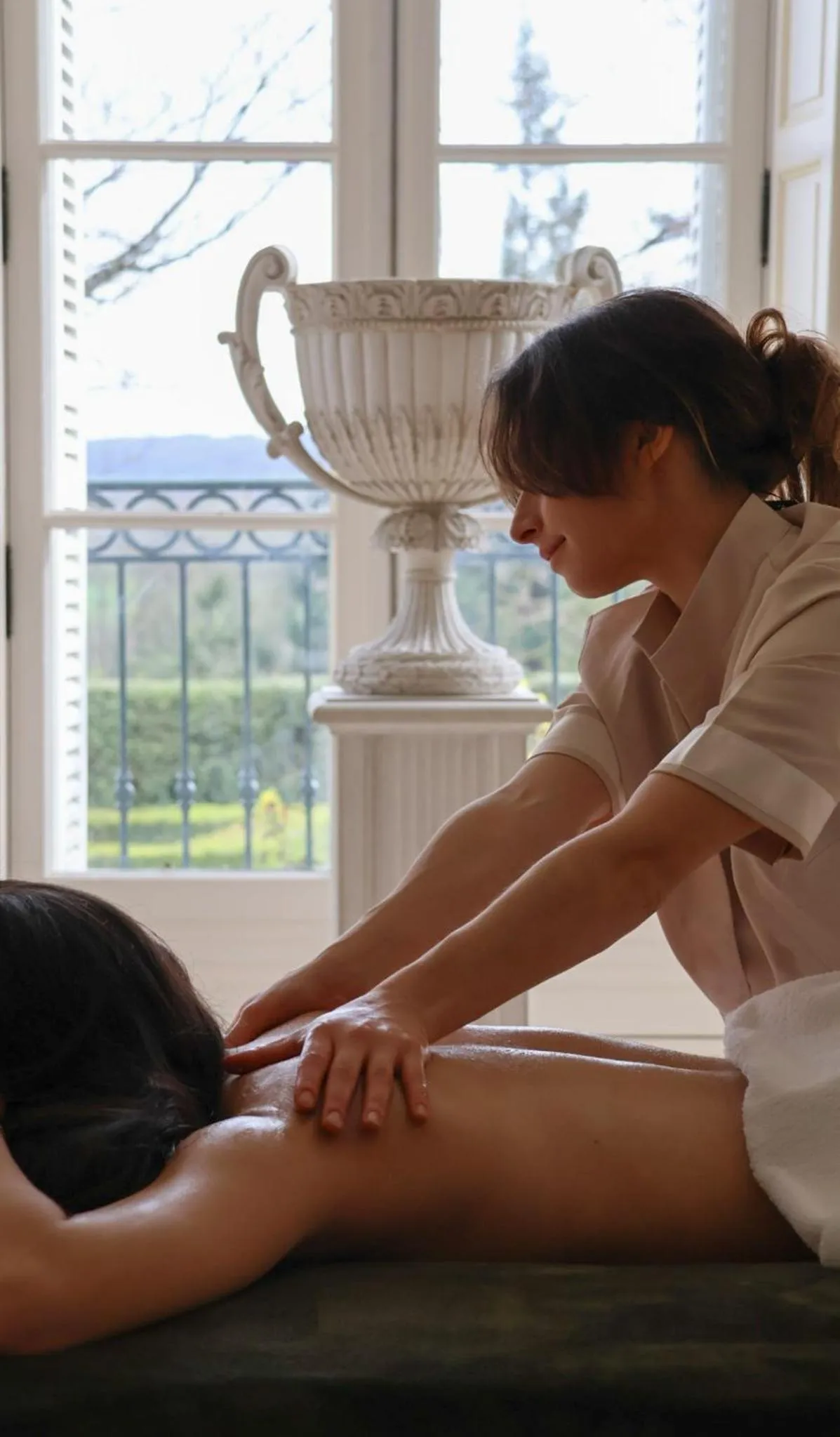 Massage in Chateau De Rochecotte
