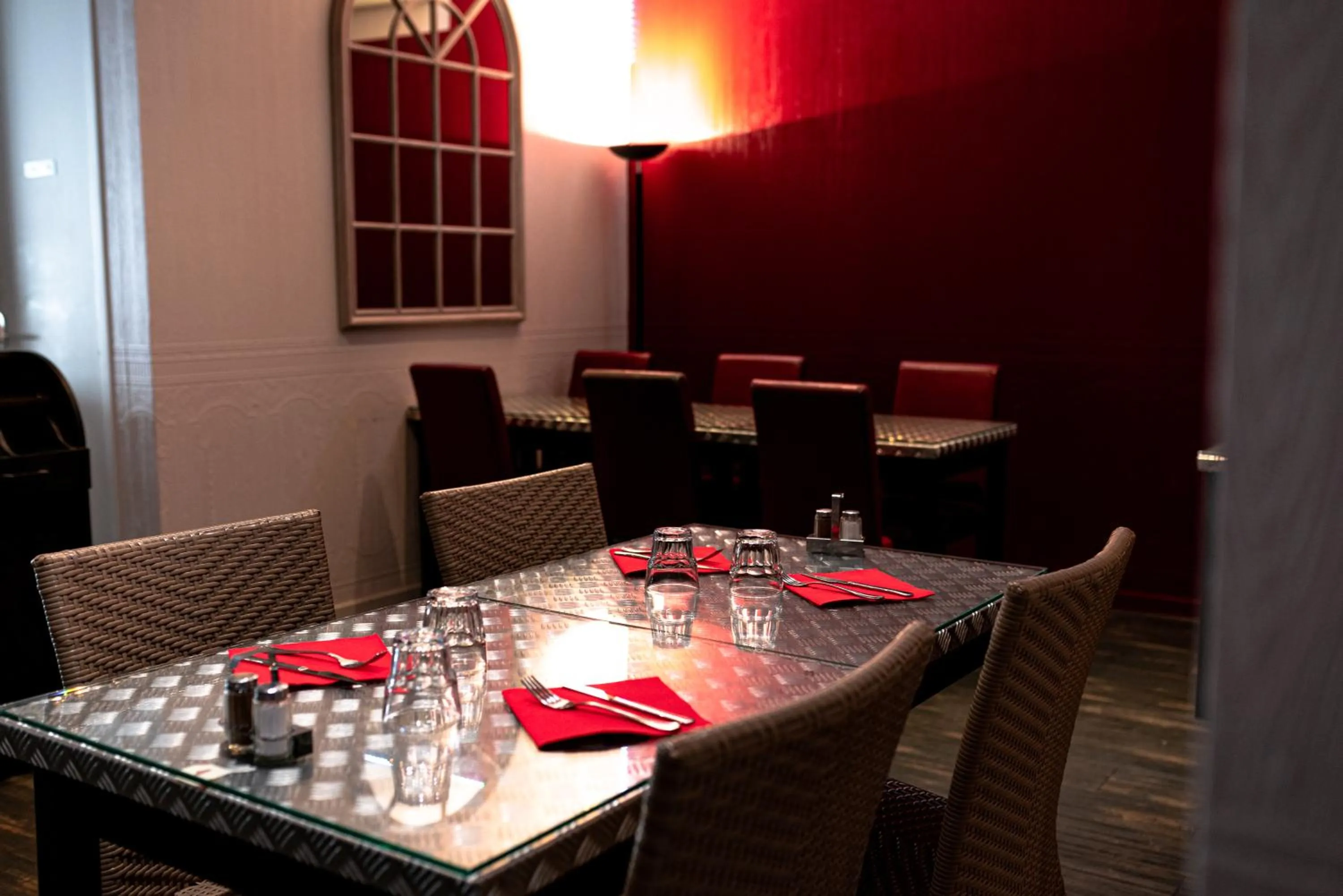 Restaurant/places to eat in Brit Hotel Confort Auclair