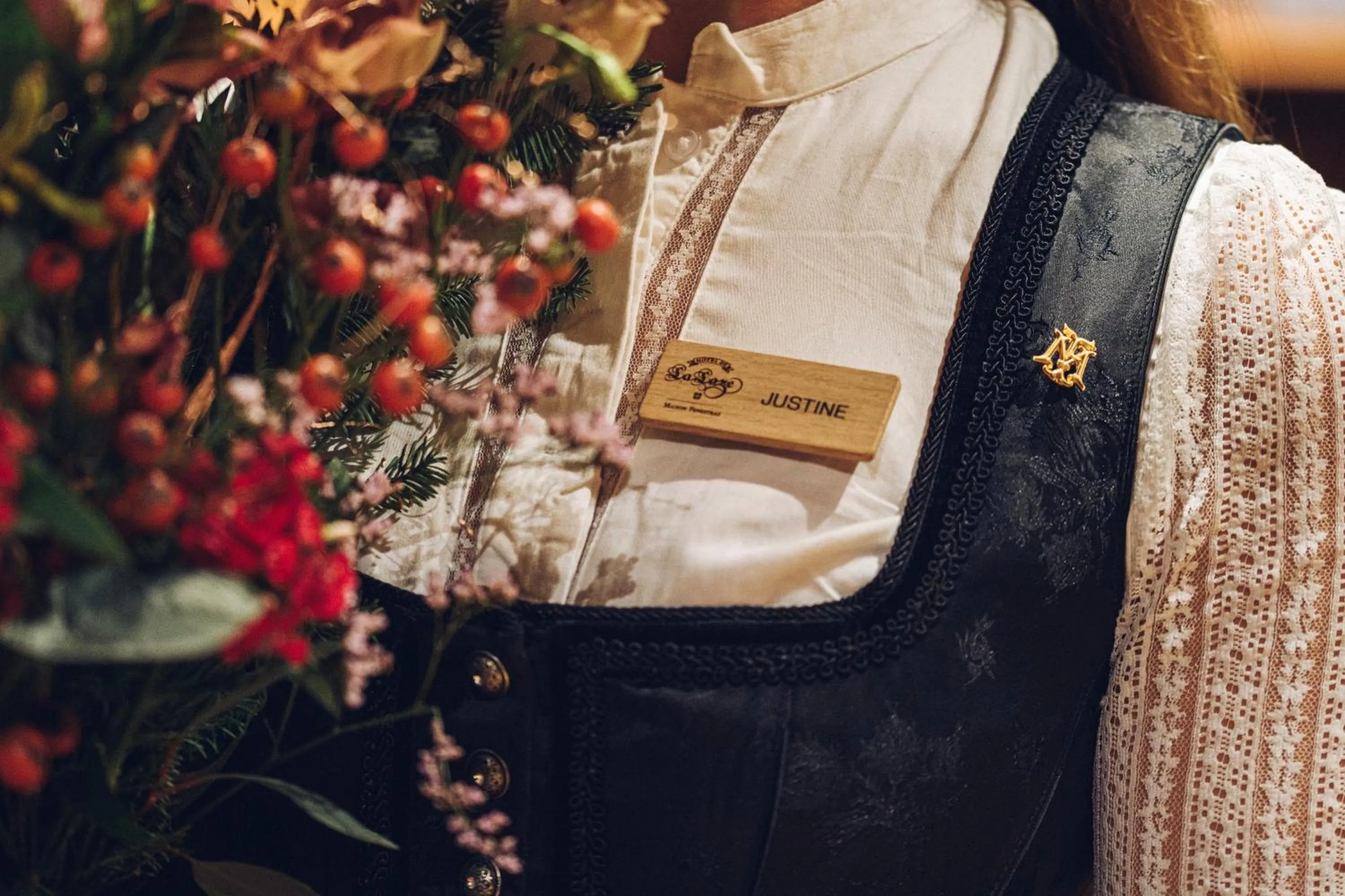 Property logo or sign in Hôtel de la Loze