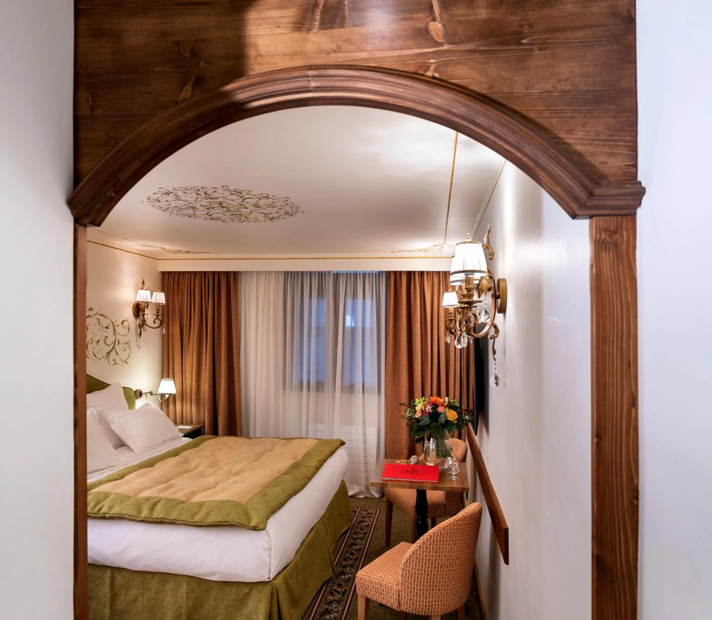 Bedroom, Bed in Hôtel de la Loze