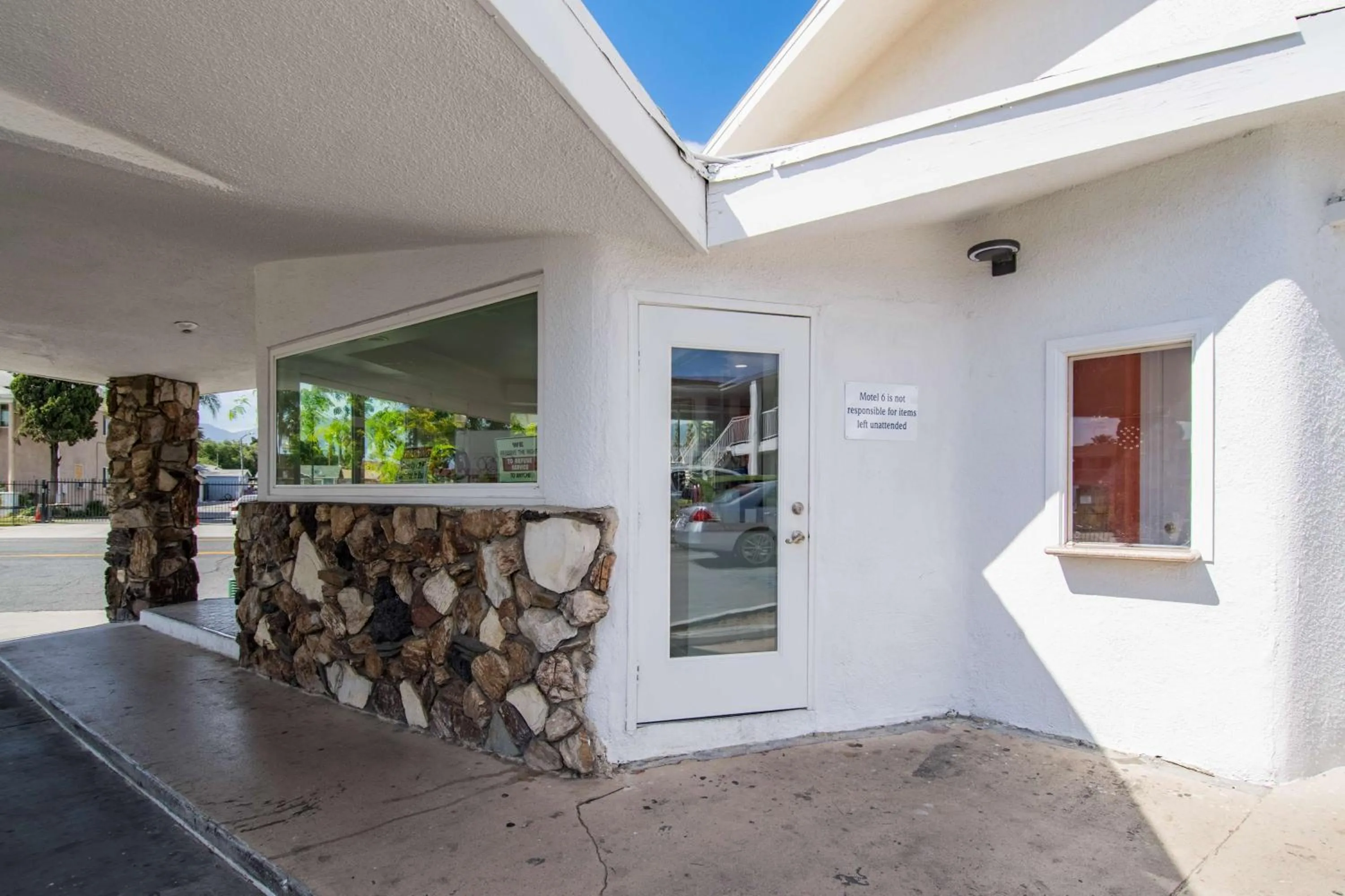 Facade/entrance in Motel 6-San Bernardino, CA - Downtown