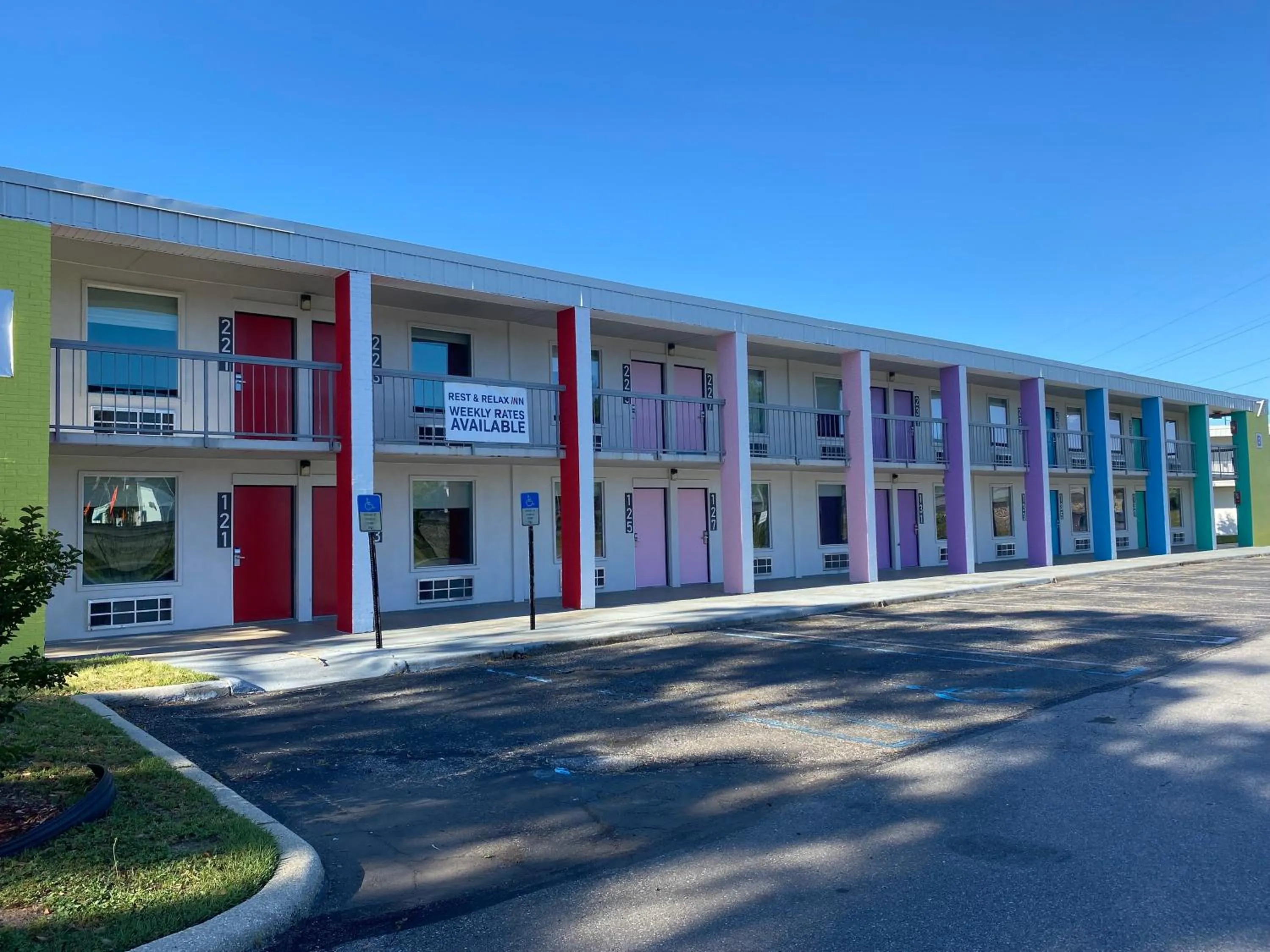 Property building in Rest and Relax Inn