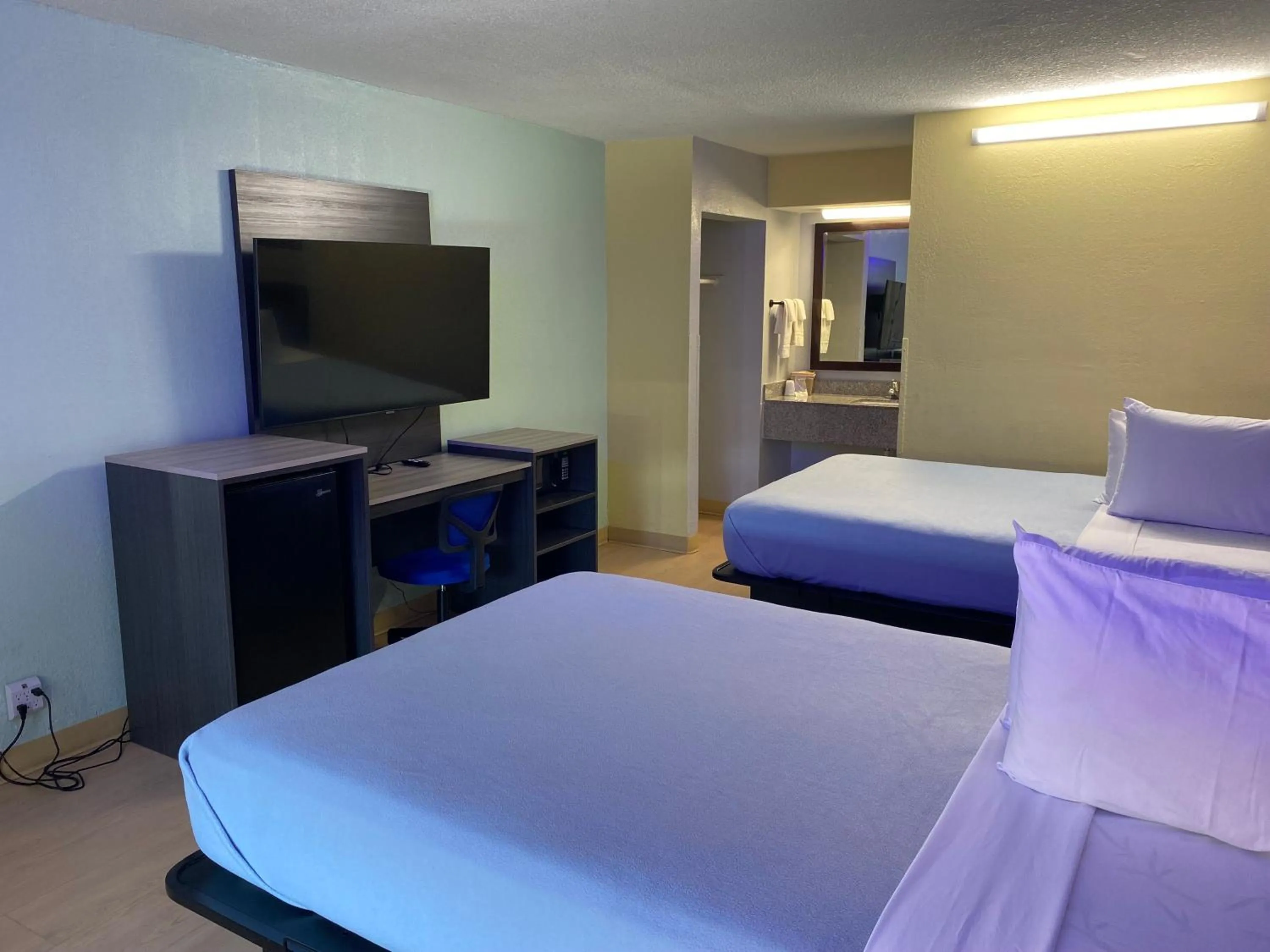 Bedroom, Bed in Rest and Relax Inn