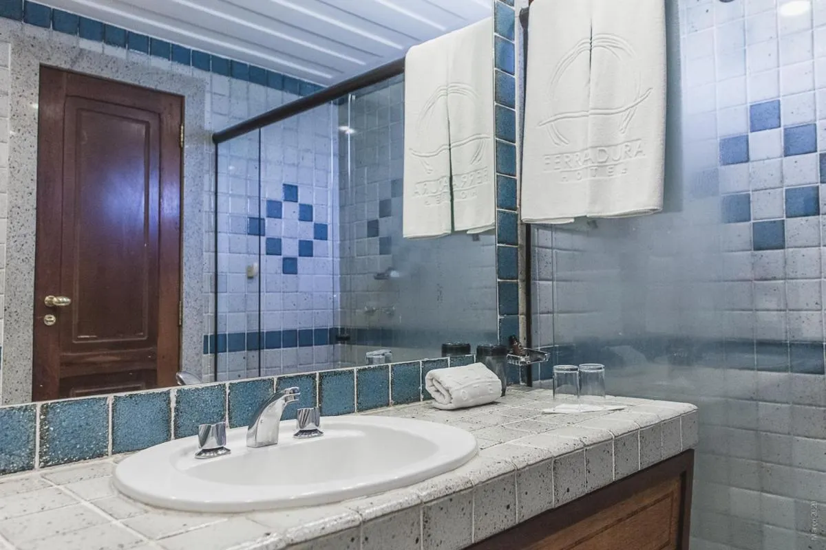 Bathroom in Hotel Ferradura Resort