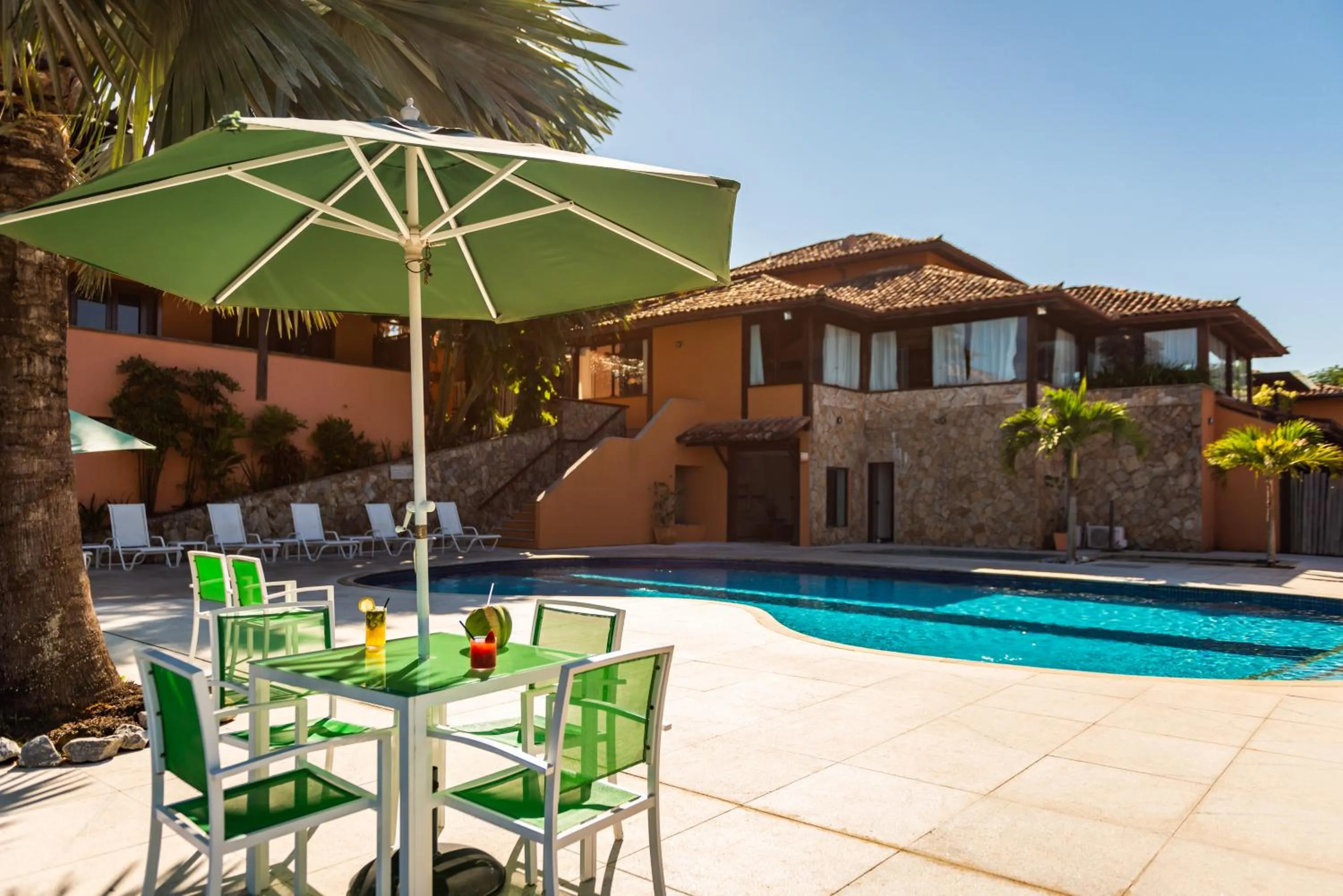 Swimming pool in Hotel Ferradura Resort