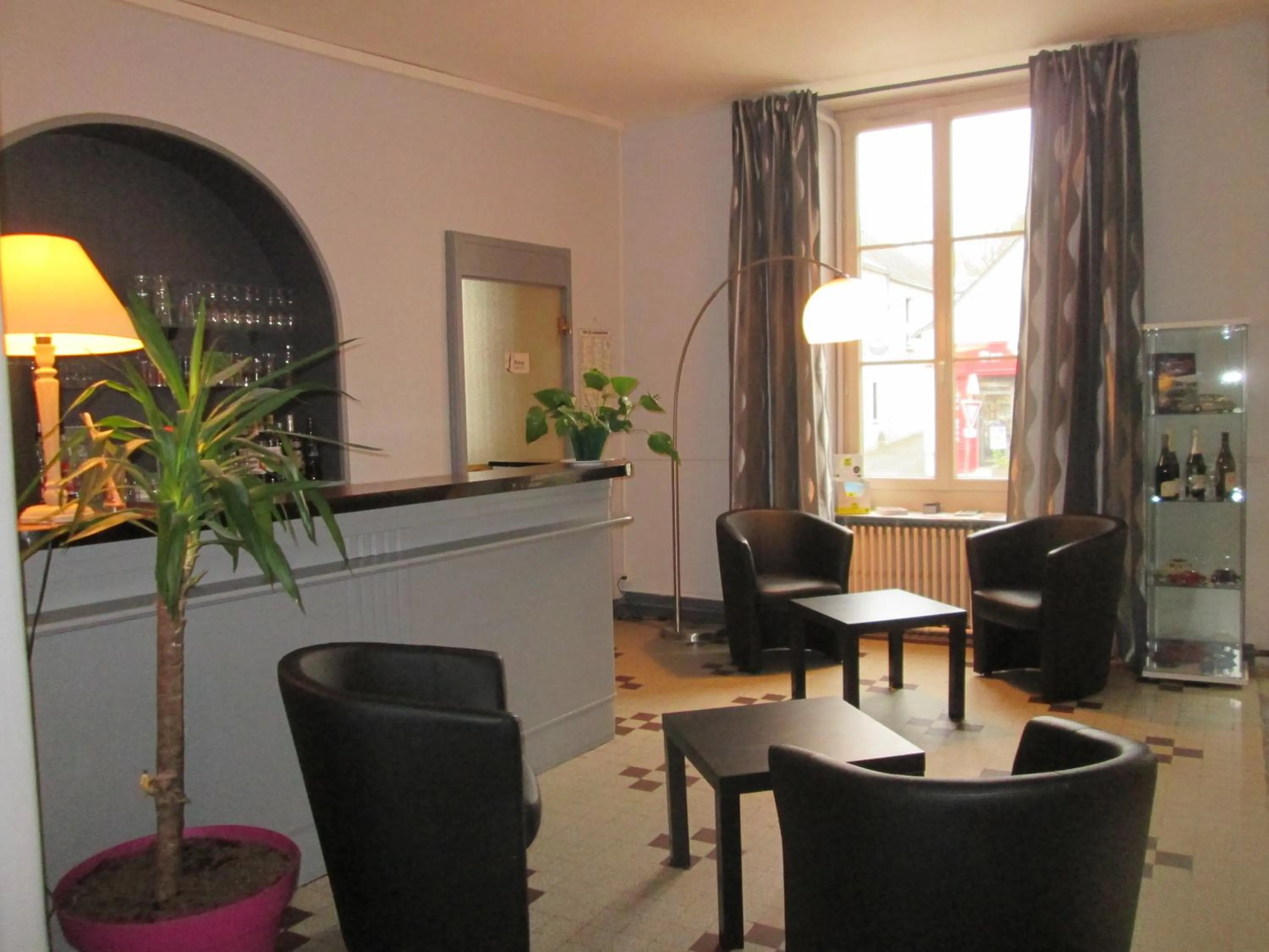 Logis Hostellerie Du Cheval Blanc