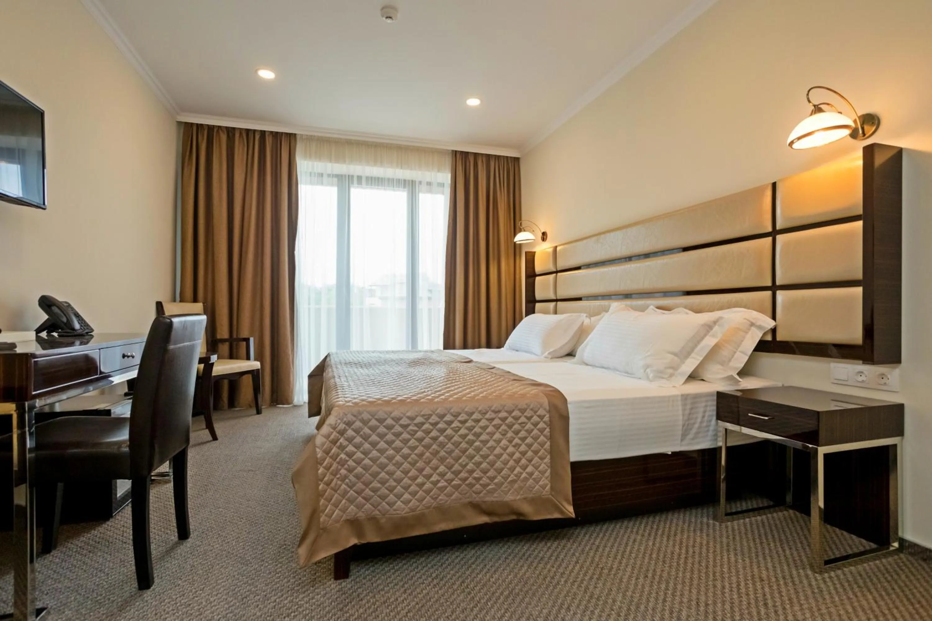 Bedroom, Bed in Hotel Genio