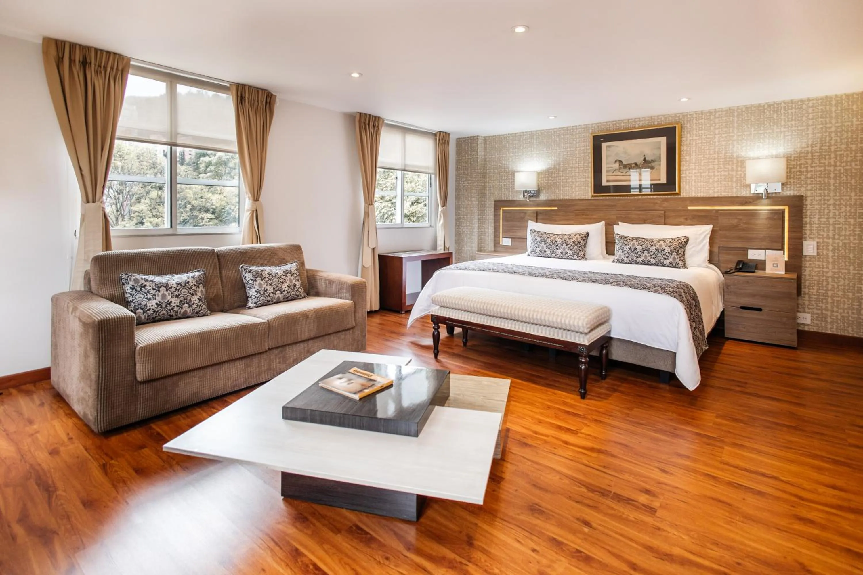 Photo of the whole room, Bed in Hotel Portón de la Cabrera