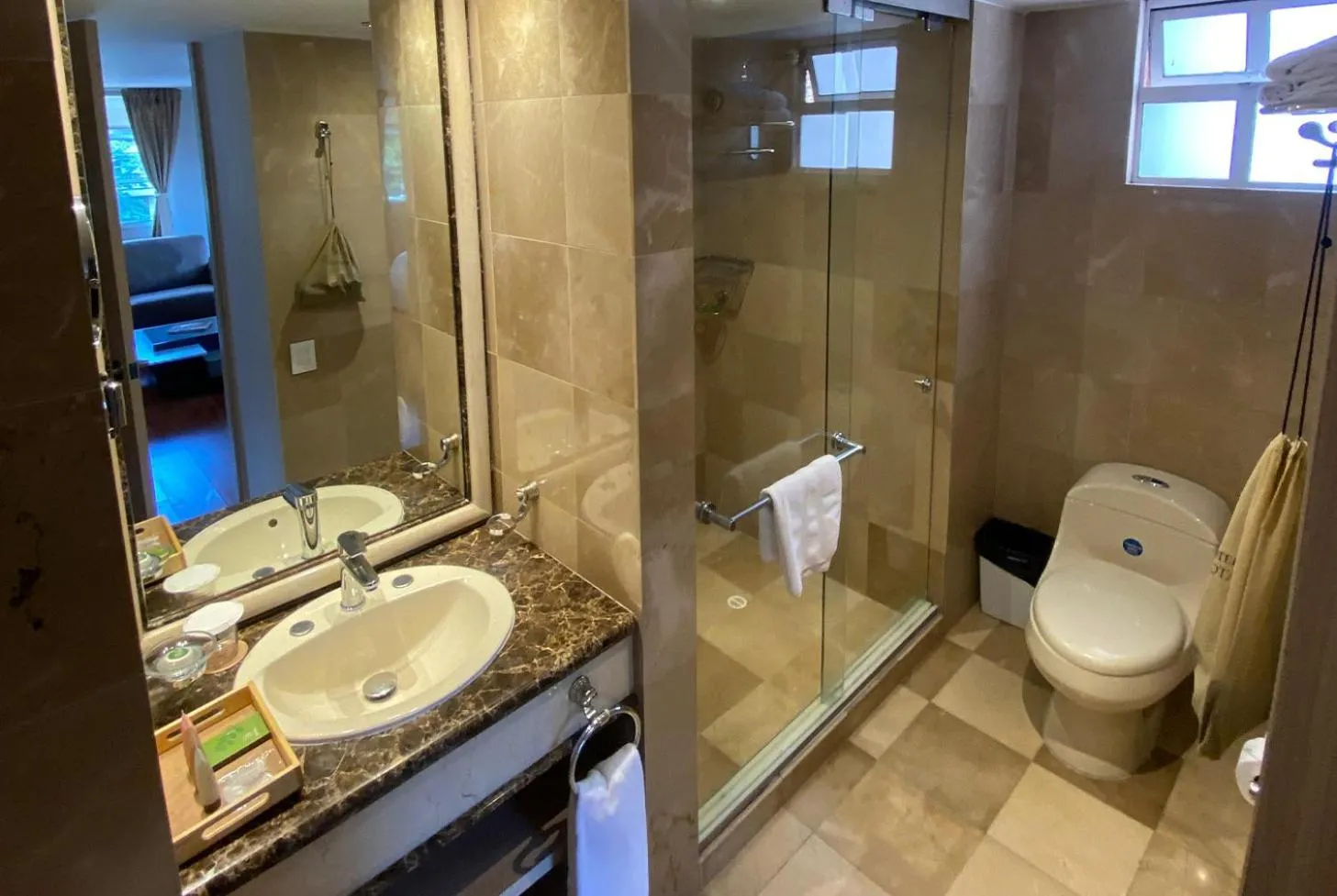 Bathroom in Hotel Portón de la Cabrera