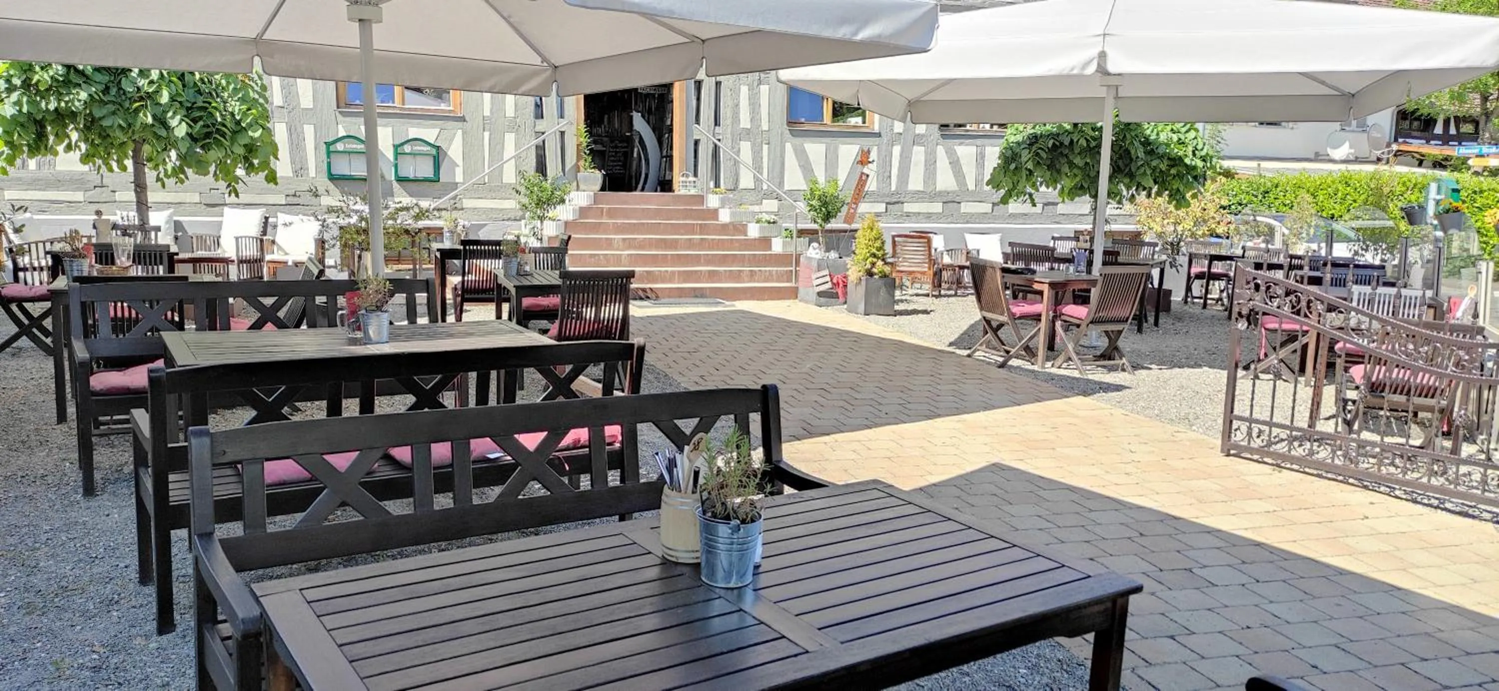 Restaurant/places to eat in Hotel & Restaurant Adler Ittendorf - 24h Self-CheckIn