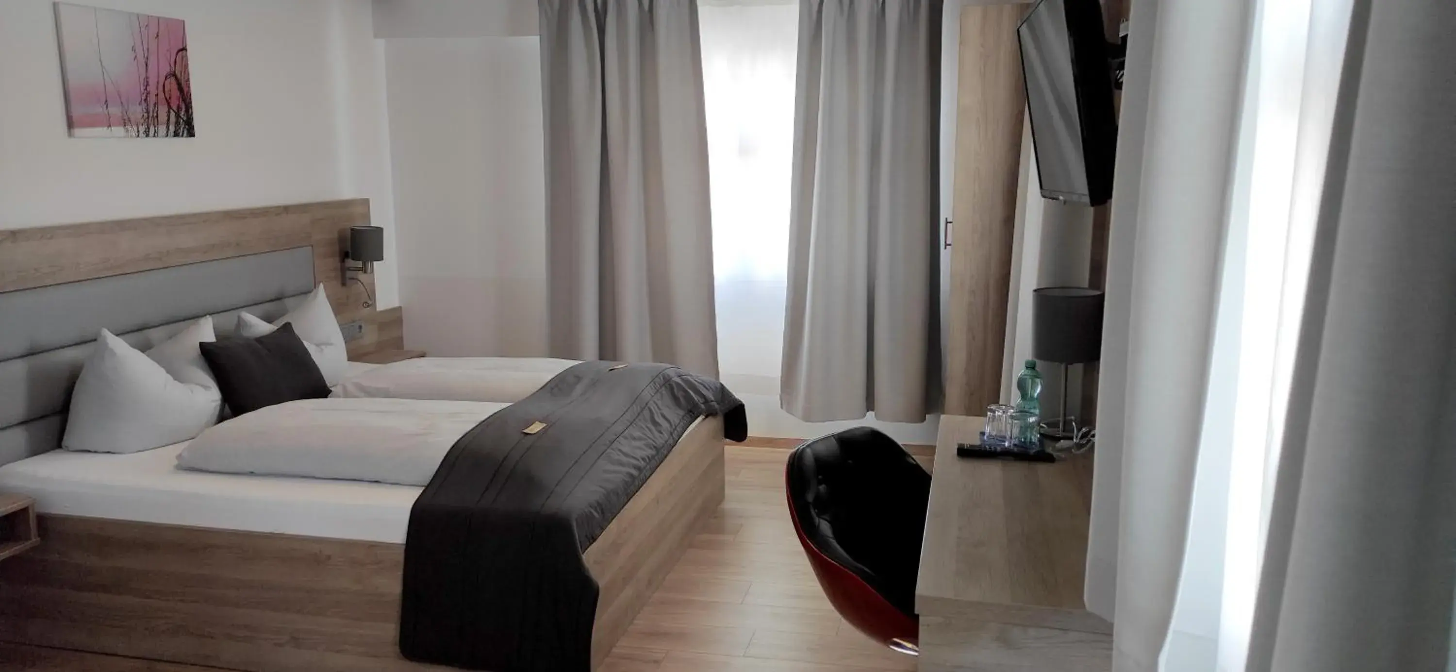 Superior King Room in Hotel & Restaurant Adler Ittendorf - 24h Self-CheckIn Superior King Room in Hotel & Restaurant Adler Ittendorf - 24h Self-CheckIn