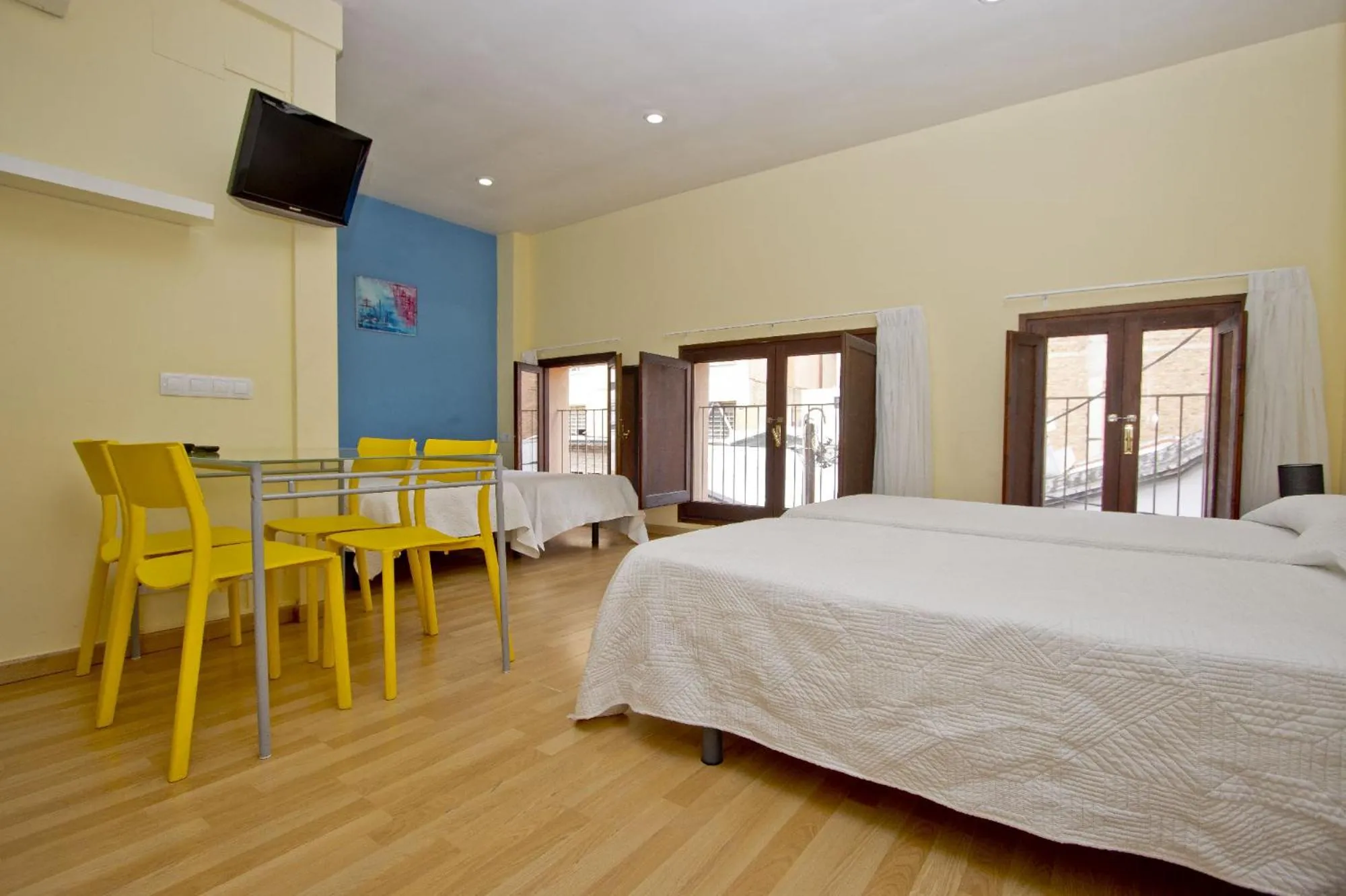 Bed in Barcelona City Apartment