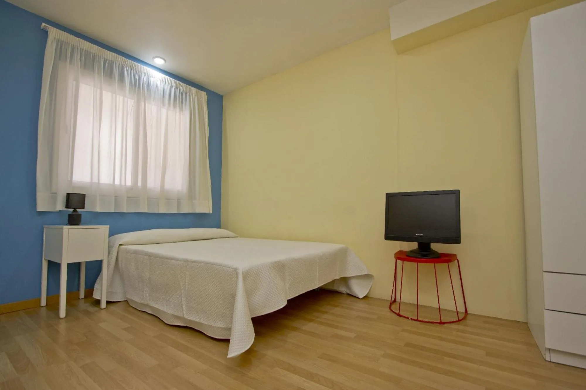 Bed in Barcelona City Apartment