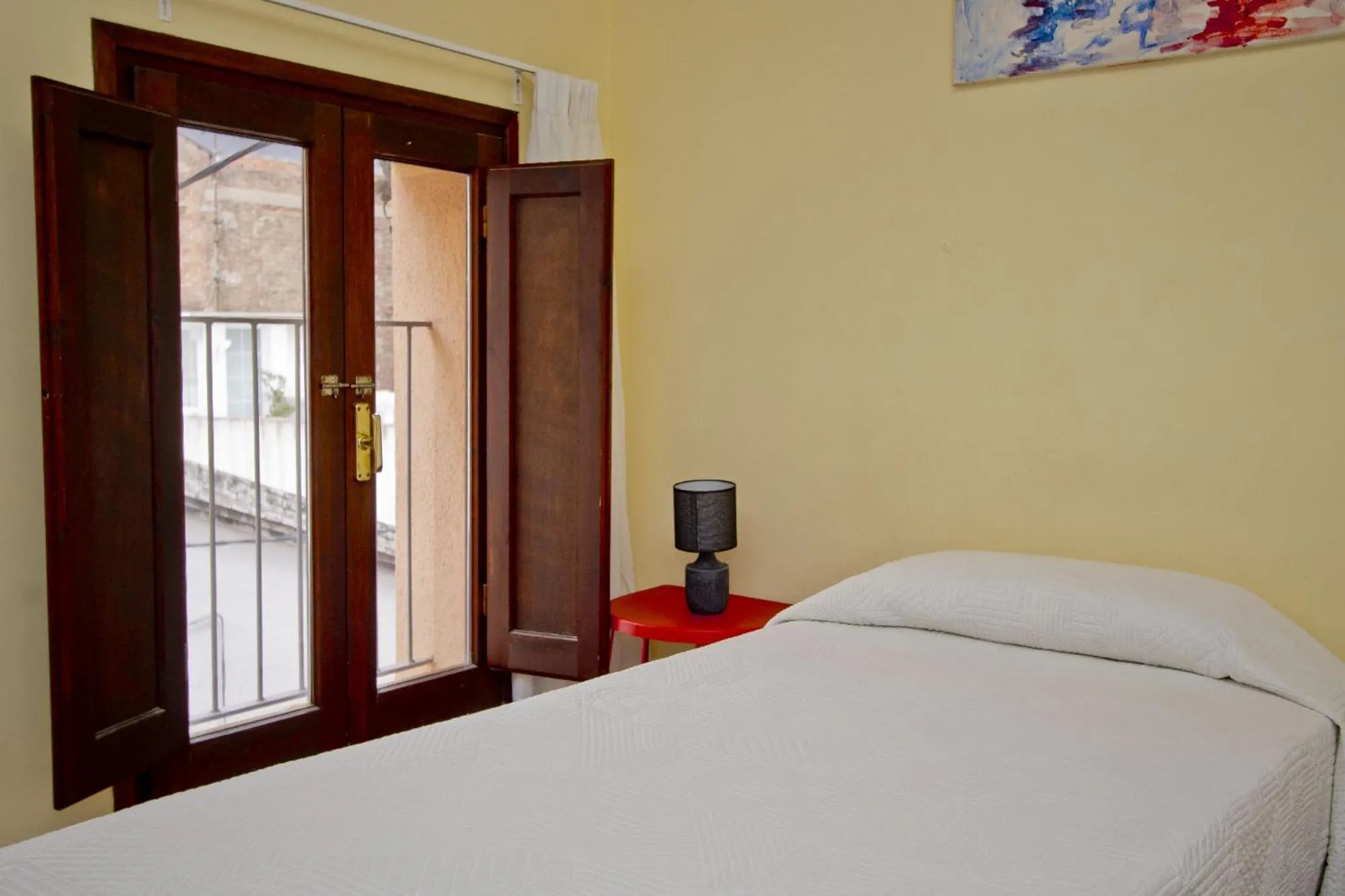 Bed in Barcelona City Apartment