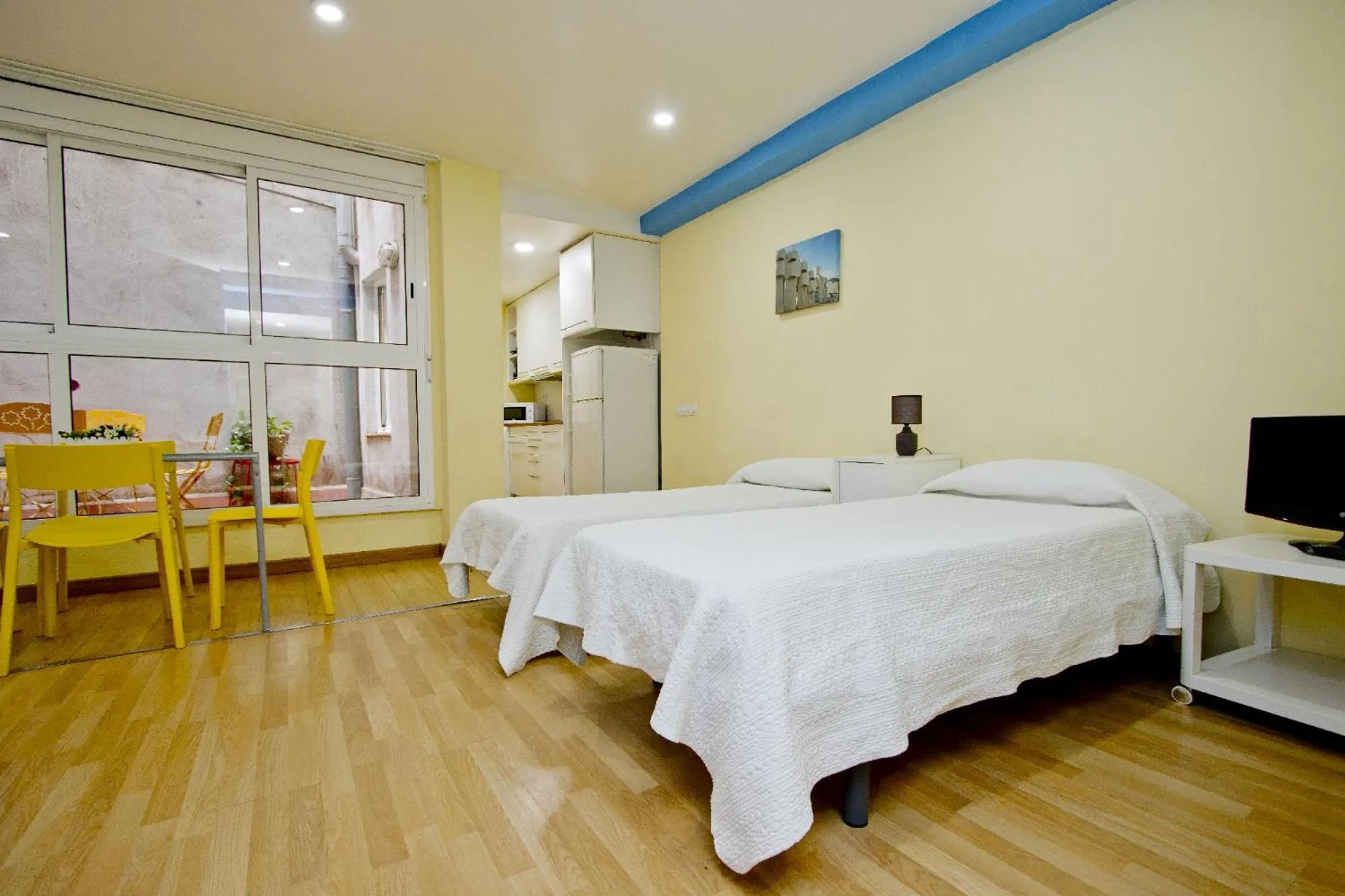 Bed in Barcelona City Apartment