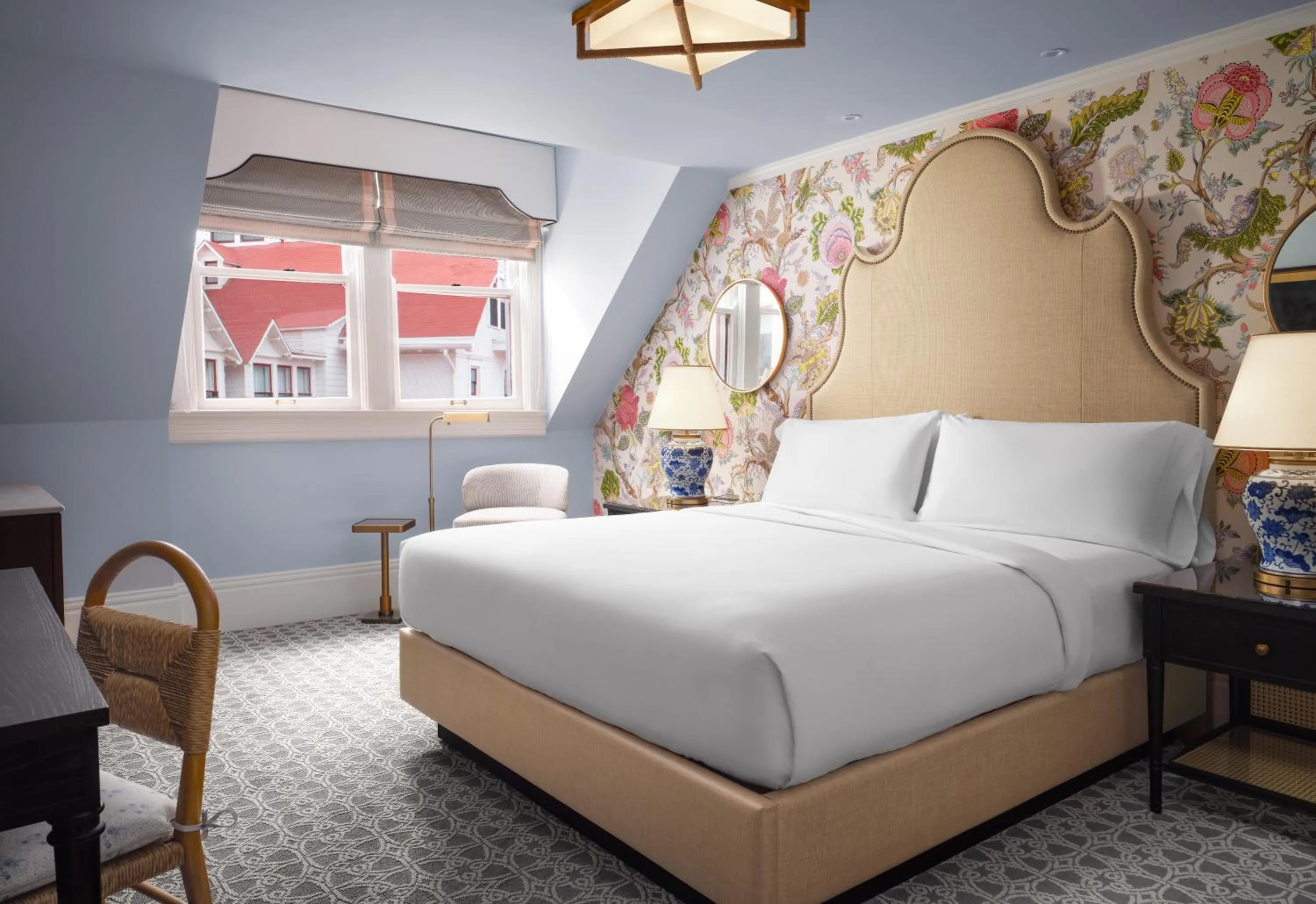 Bedroom, Bed in Hotel del Coronado, Curio Collection by Hilton