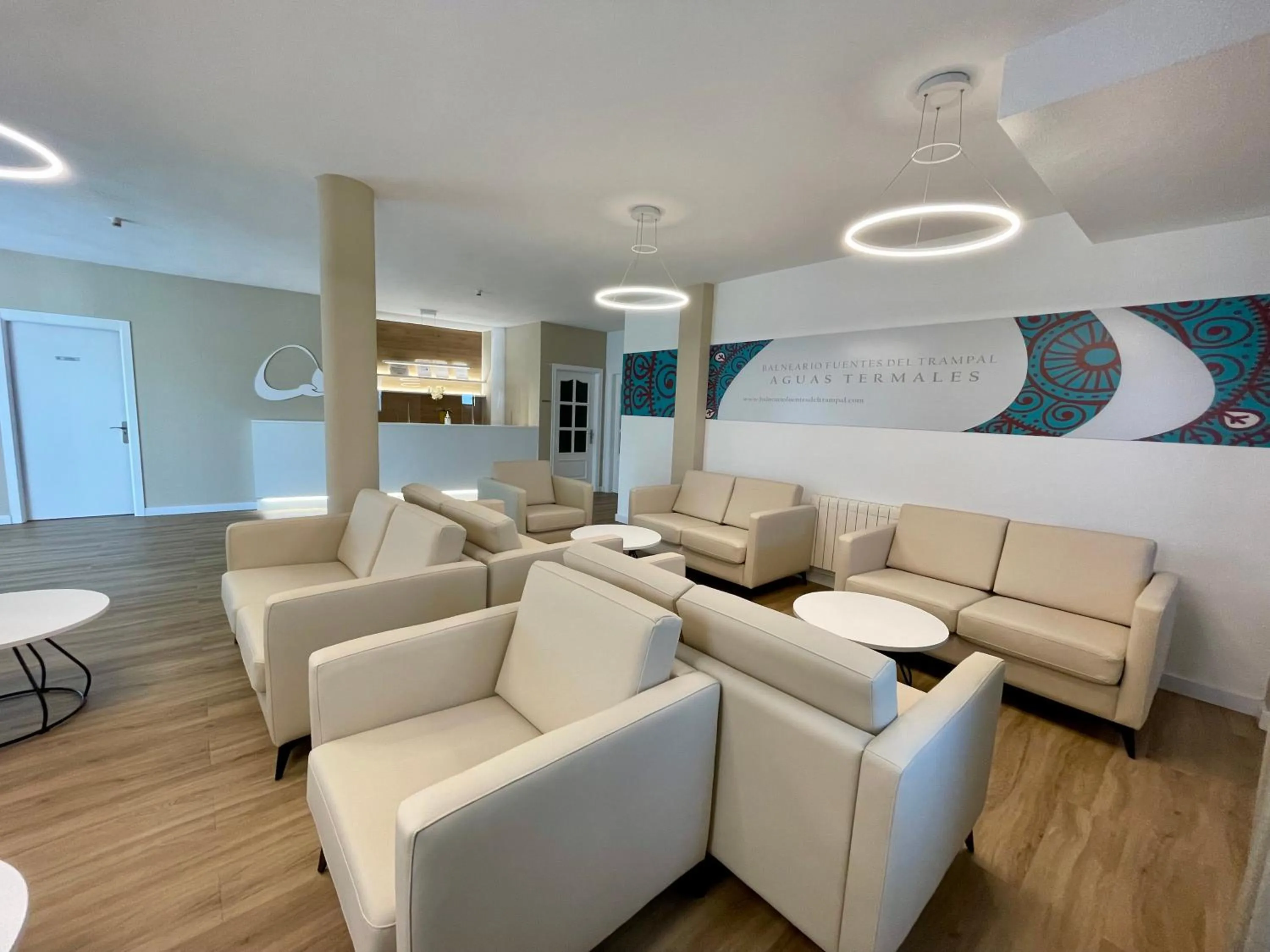 Lobby or reception in Hotel Balneario Fuentes del Trampal