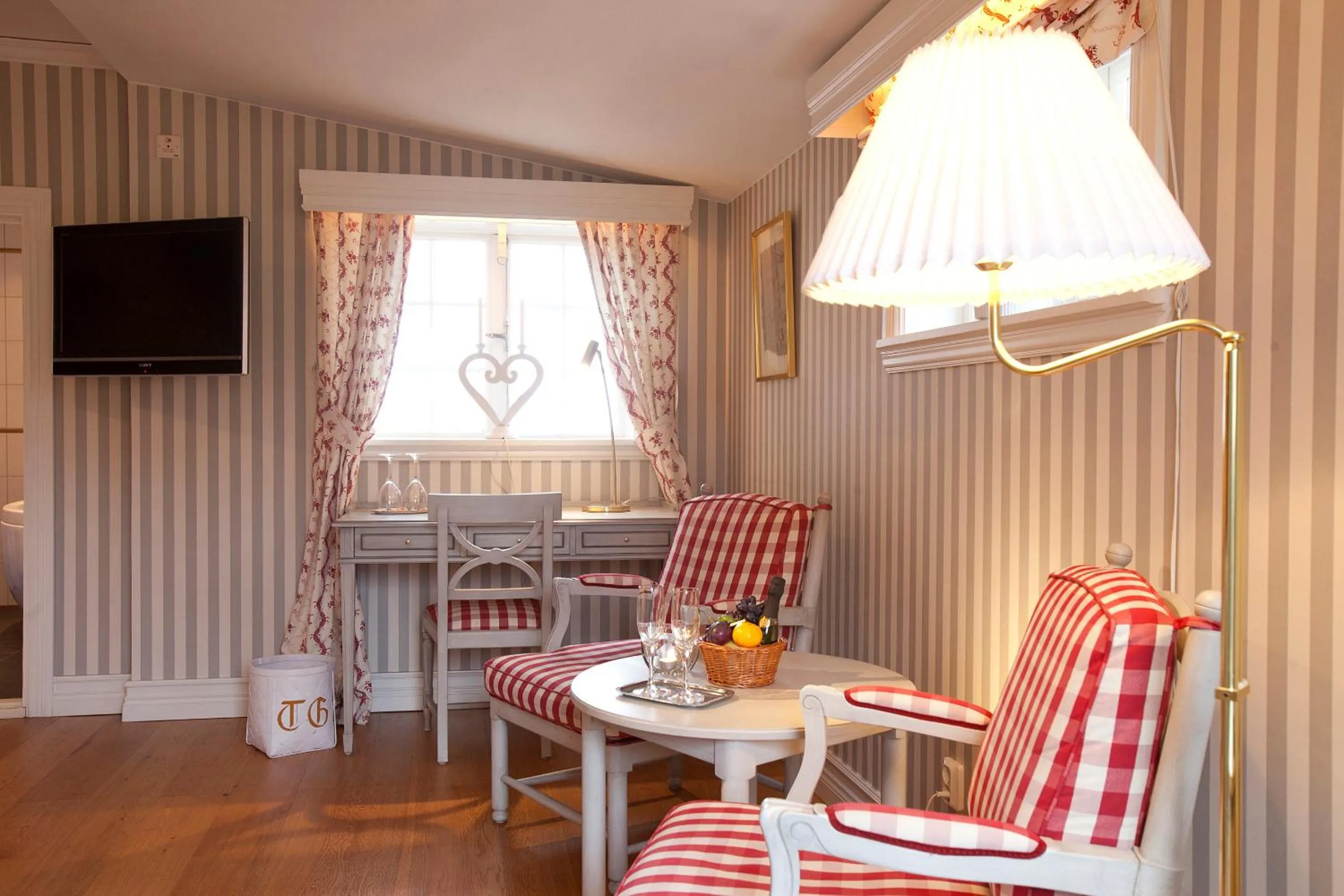 Seating area in Tällbergsgårdens Hotell