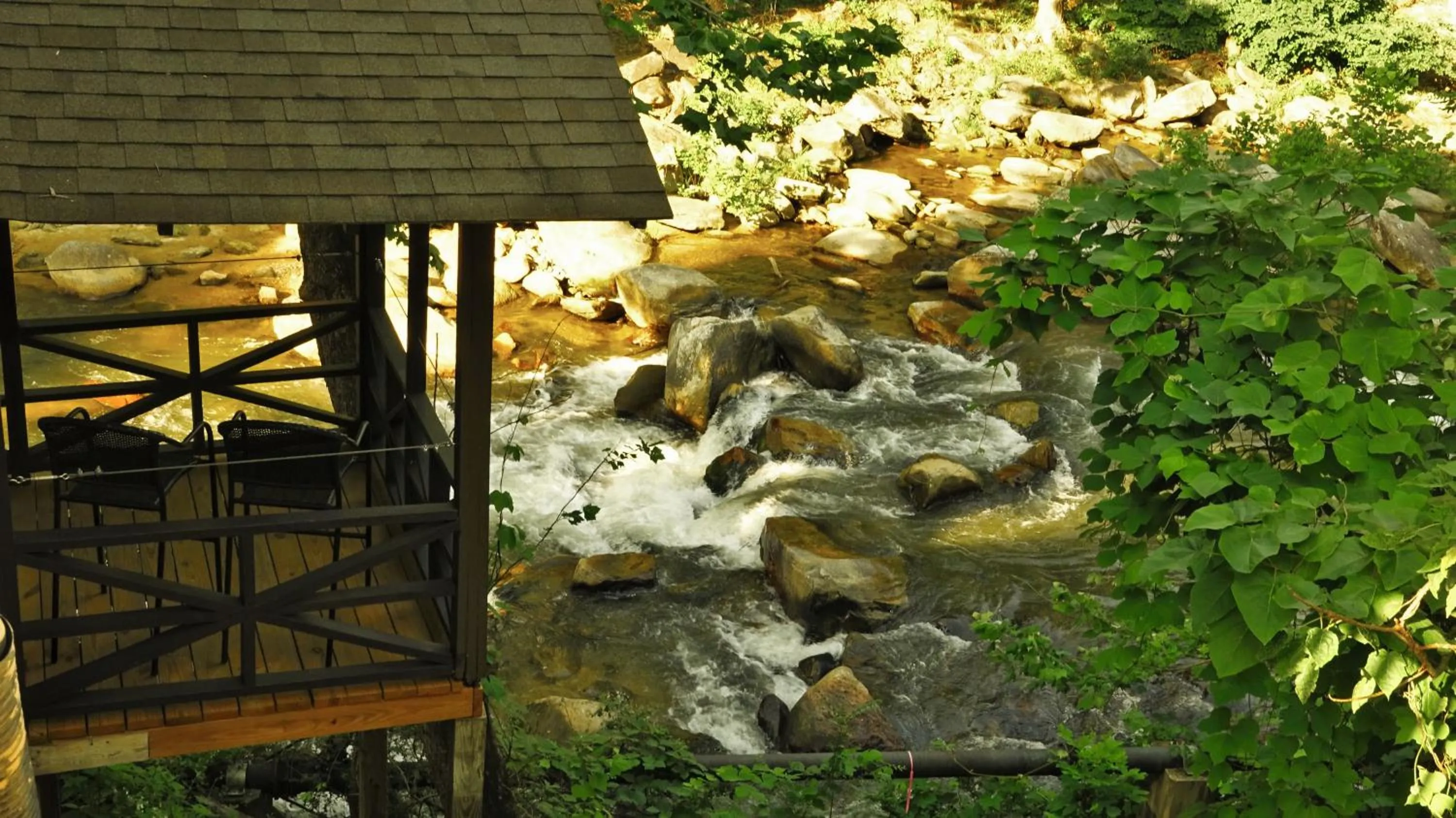 Natural landscape in Riverside Lodge at Chimney Rock